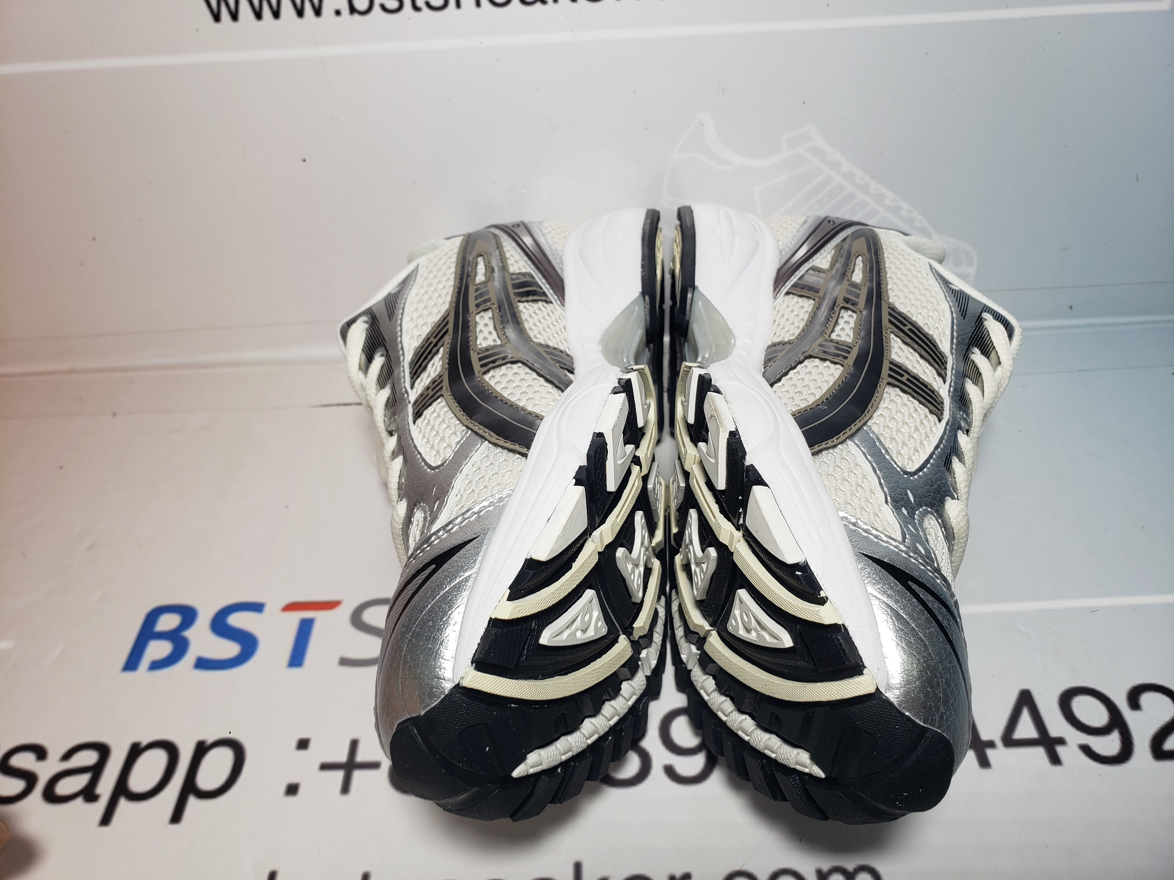 Bstsneaker- ASICS Gel-Kayano 14 Cream Black Metallic Plum 1201A019-108