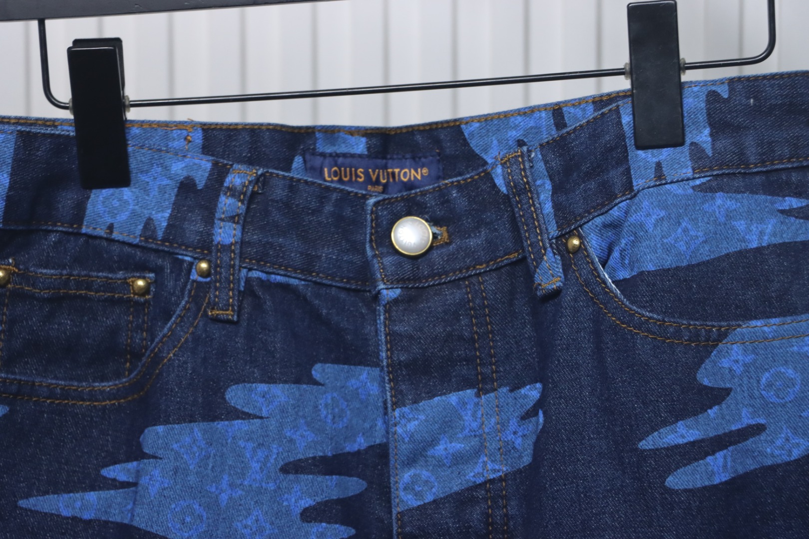 Bstsneaker-Louis Vuitton Denim Shorts 180