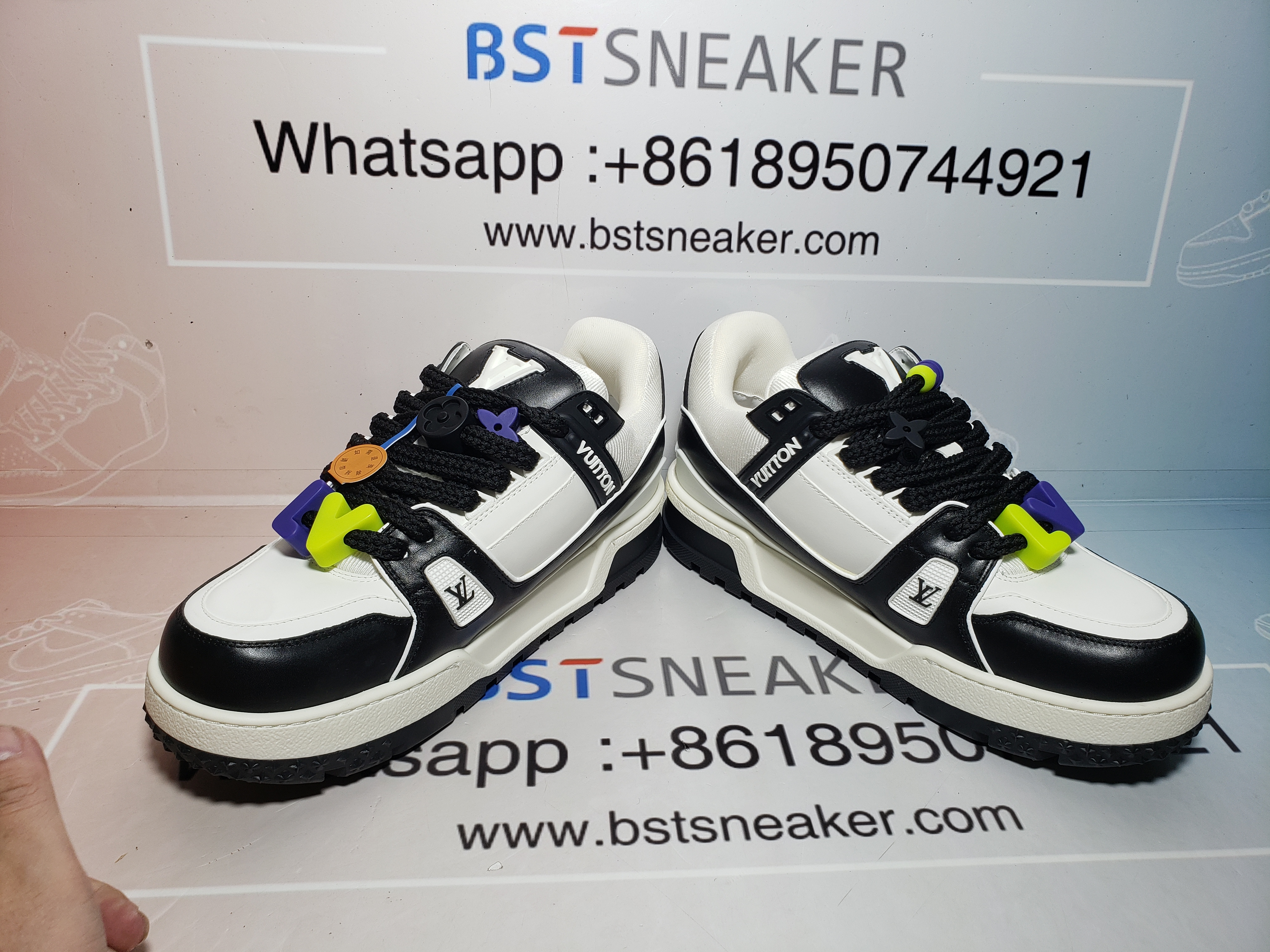 Bstsneaker-Louis Vuitton LV Trainer Black And White 1AB8SD