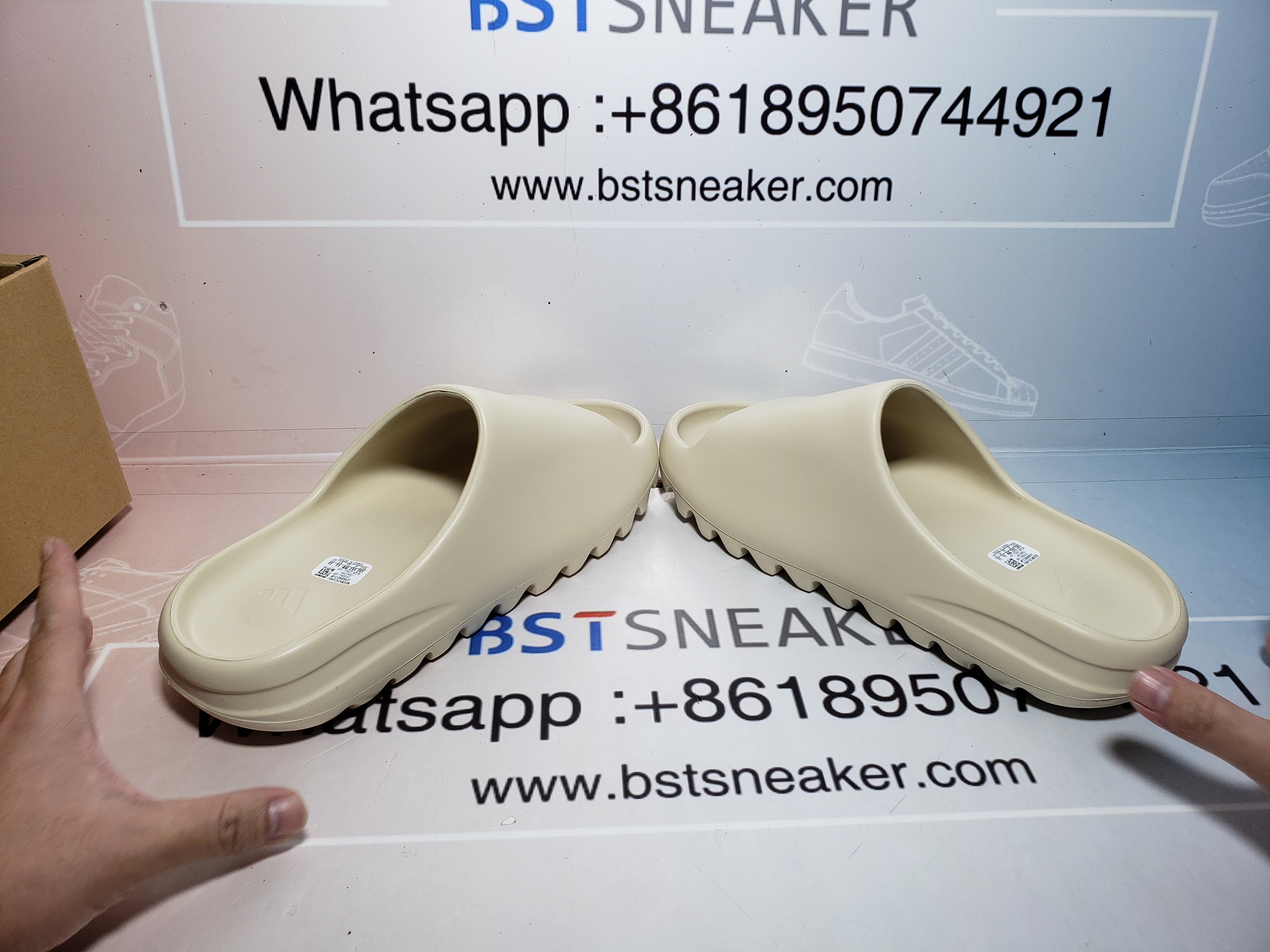 Bstsneaker- Adidas Yeezy Slide Bone FW6345