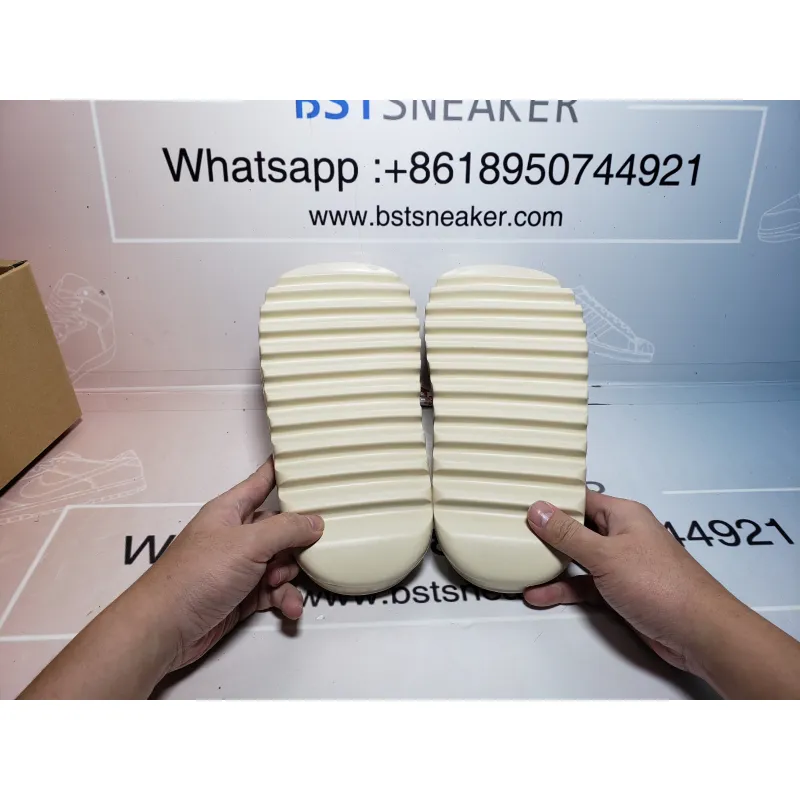Bstsneaker- Adidas Yeezy Slide Bone FW6345