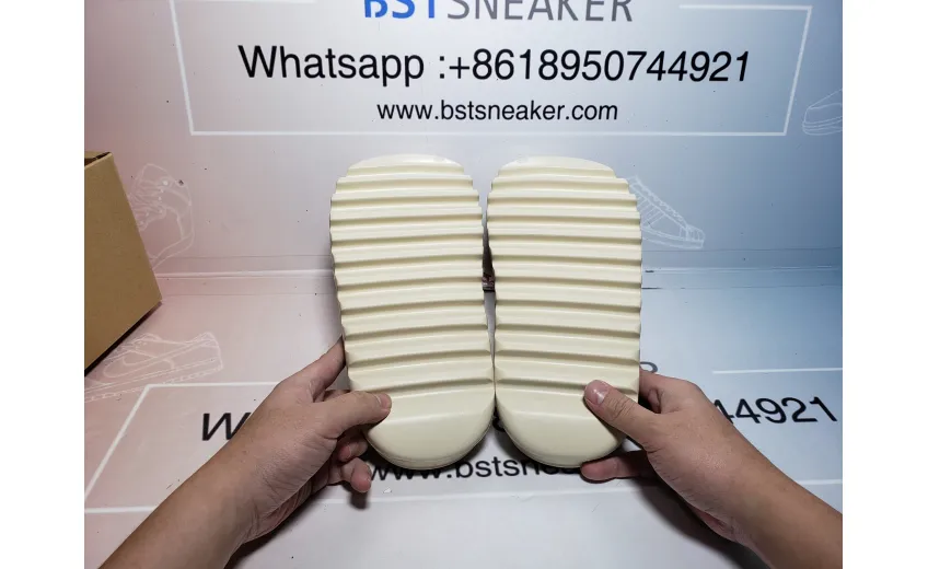 Bstsneaker- Adidas Yeezy Slide Bone FW6345