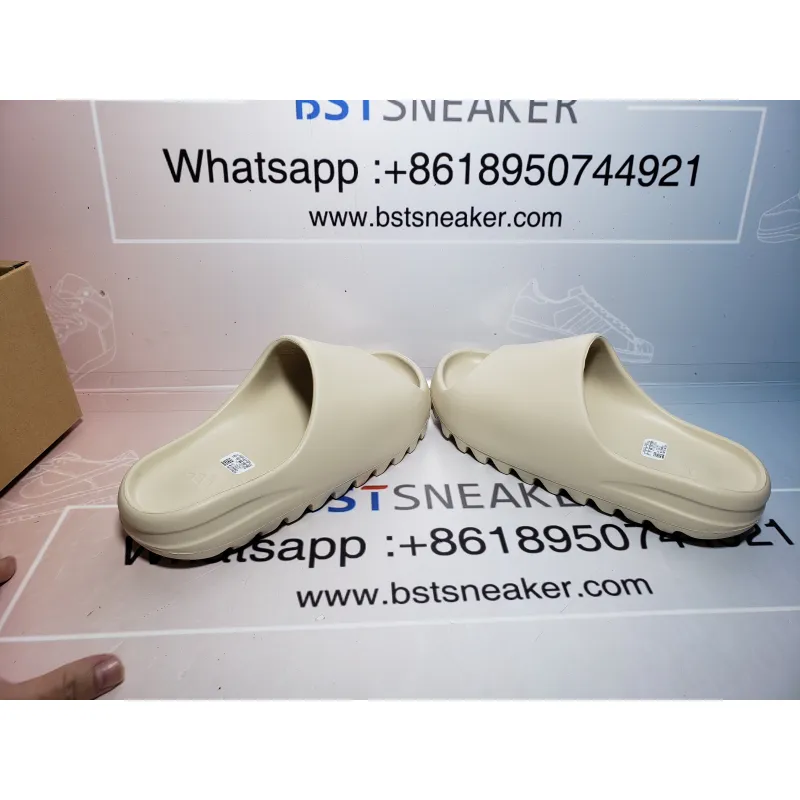 Bstsneaker- Adidas Yeezy Slide Bone FW6345