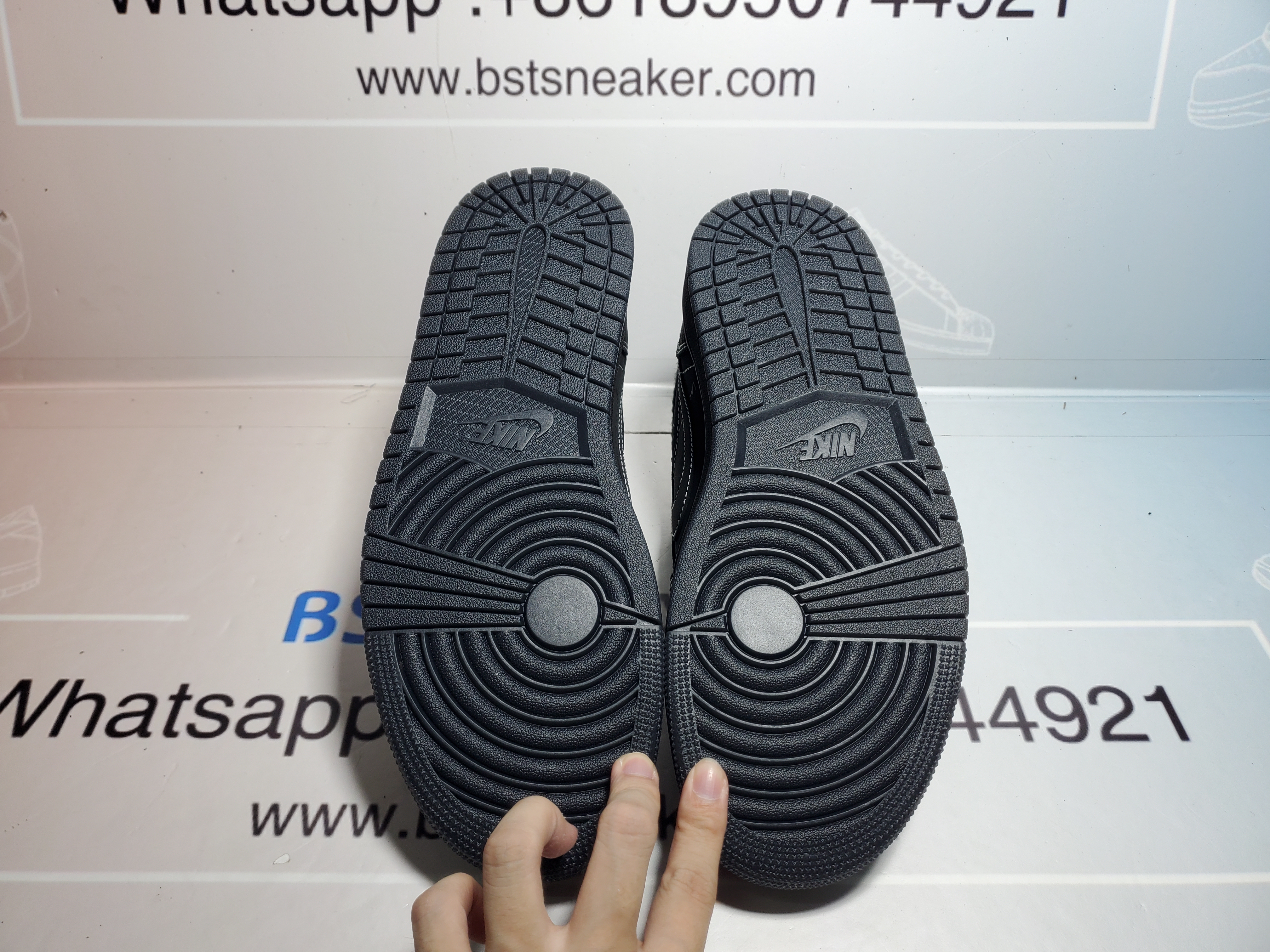 Bstsneaker- Travis Scott x Air Jordan 1 Low Black Phantom DM7866-001 