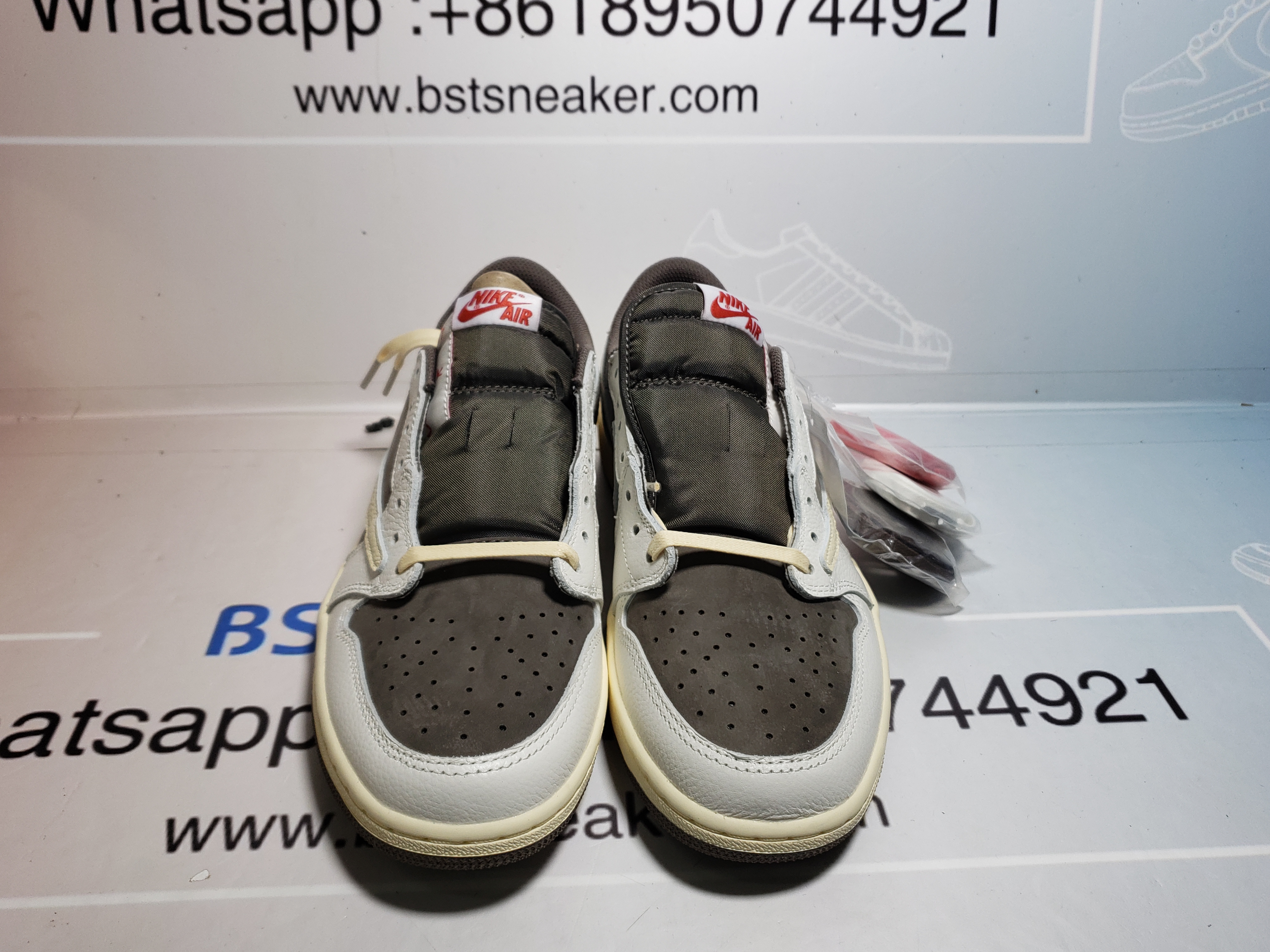 Bstsneaker- Travis Scott x Air Jordan 1 Low Reverse Mocha DM7866-162 