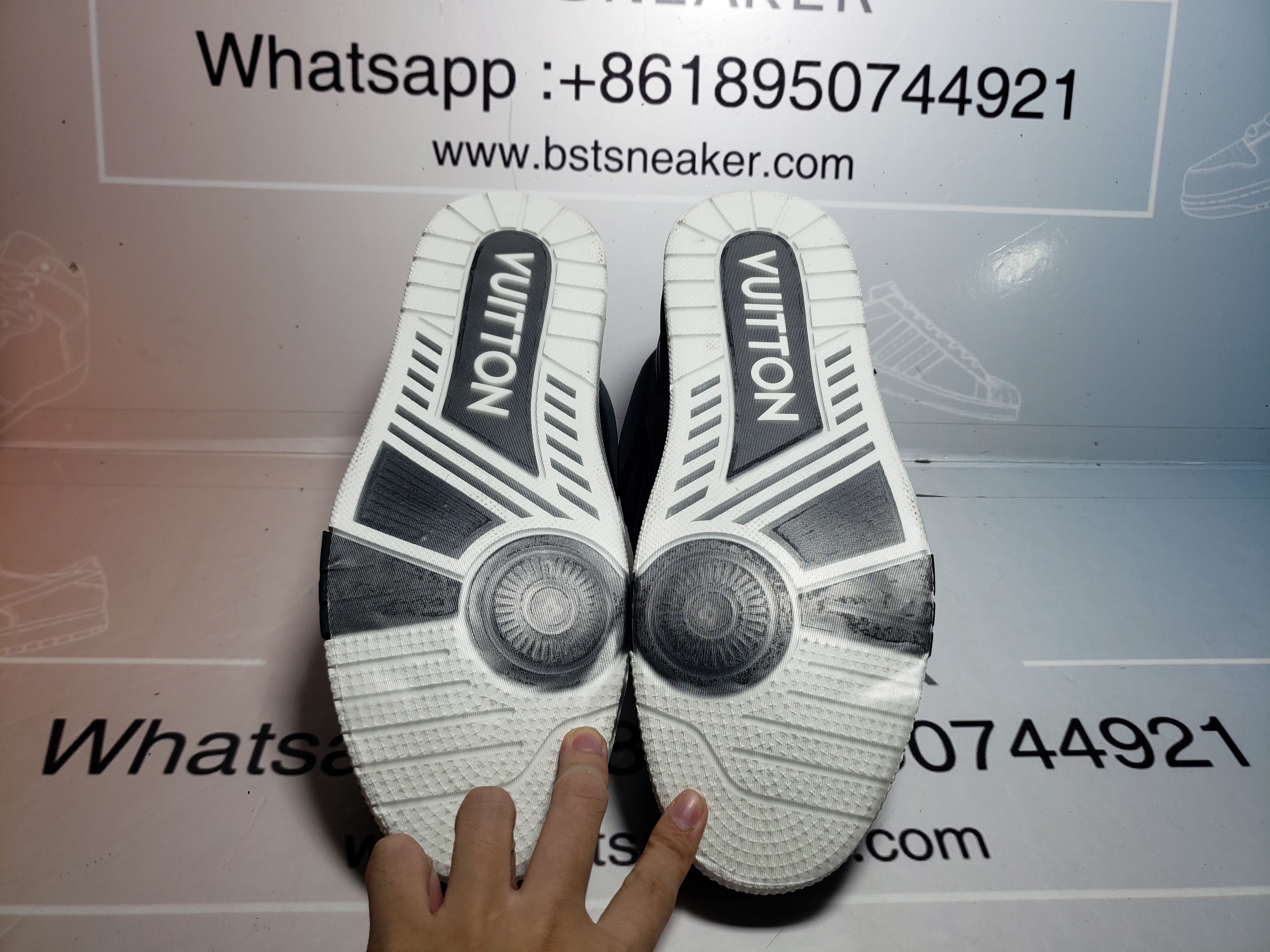 Bstsneaker-Louis Vuitton LV Skate Sneaker Black 1AARR2