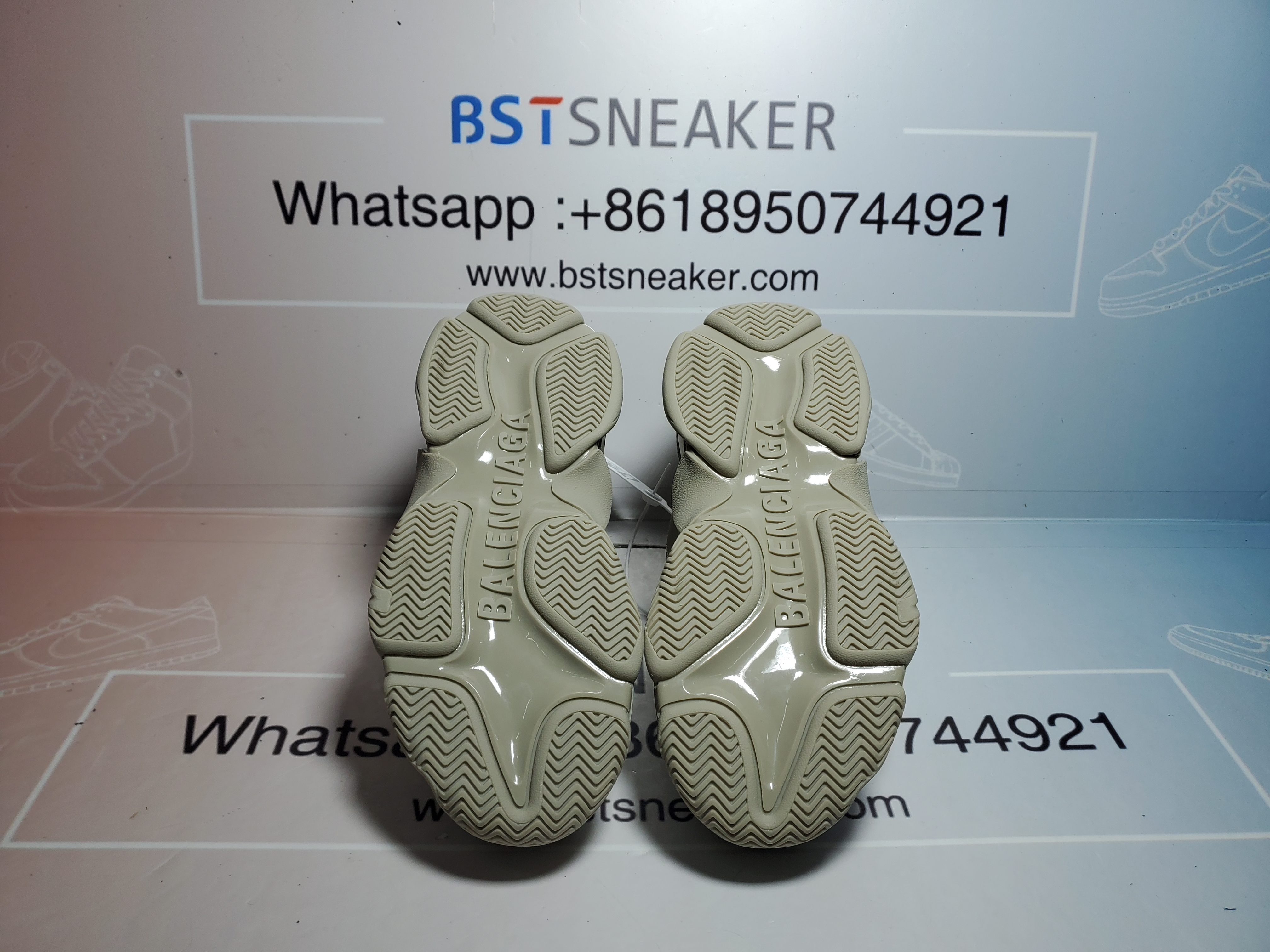 Bstsneaker- Balenciaga Triple S Rice Ash 534737 W2FW1 9700 