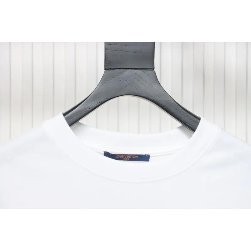 Bstsneaker- Louis Vuitton Embossed T-shirt White120