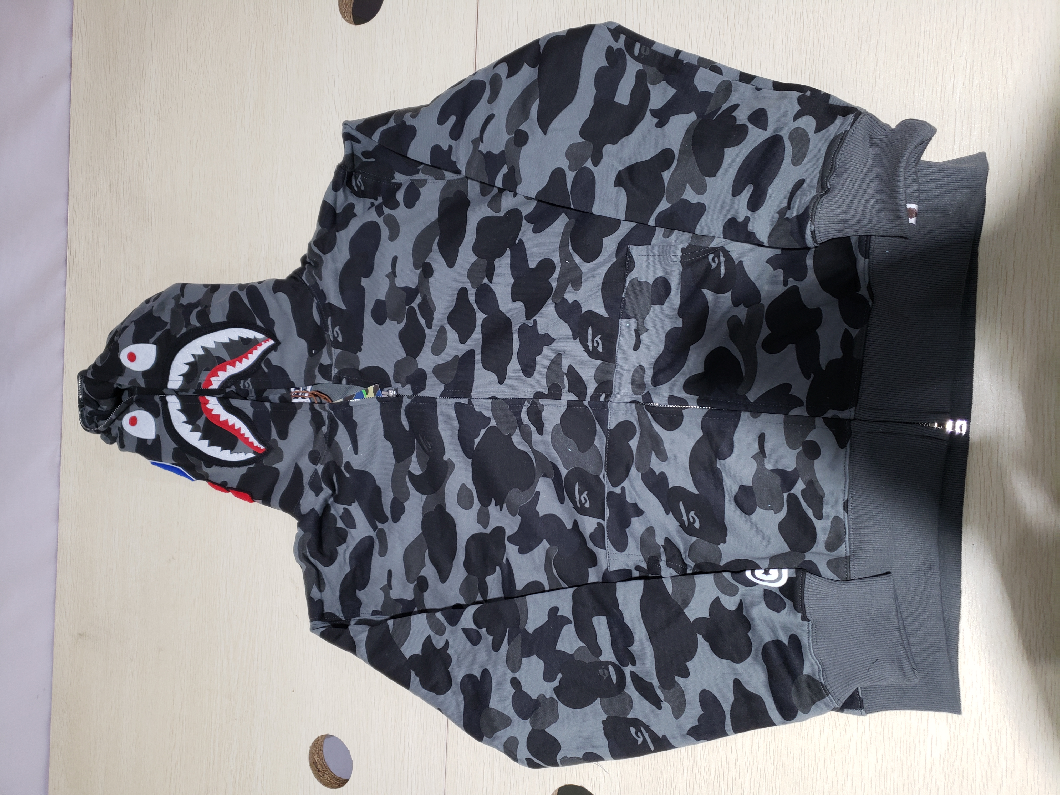 Bstsneaker-BAPE Color Camo Shark Zip Hoodie Black 4580793319054