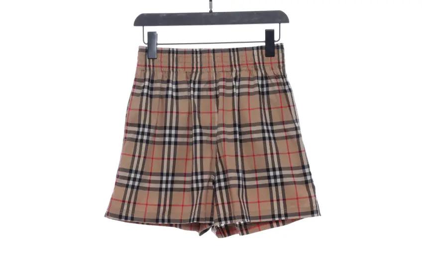 Bstsneaker- Burberry Classic vintage plaid patchwork webbing shorts 150