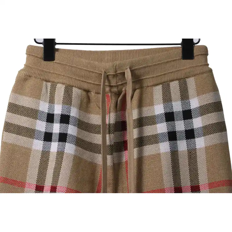 Bstsneaker- Burberry Classic Check Knit Shorts 100