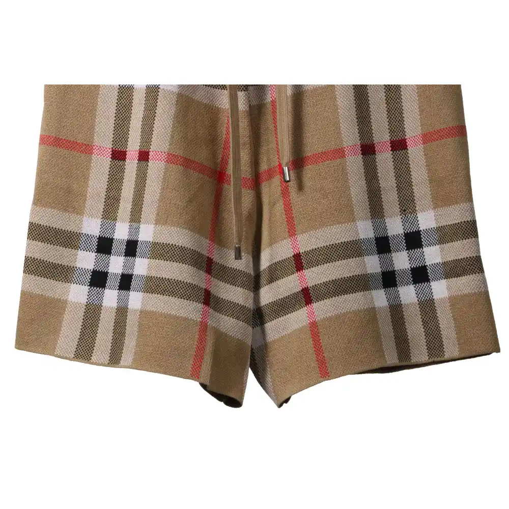 Bstsneaker- Burberry Classic Check Knit Shorts 100
