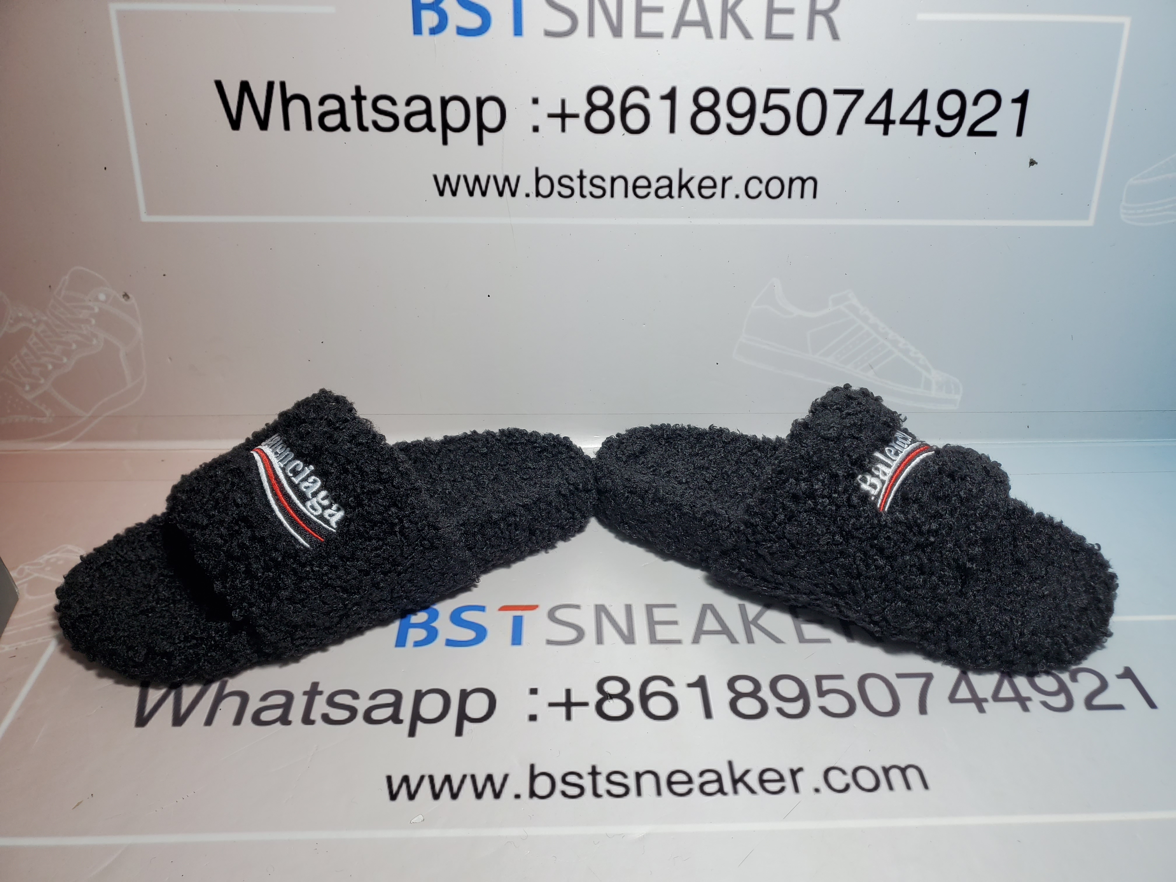 Bstsneaker- Balenciaga Furry Slide Black 654747W2DO11096 