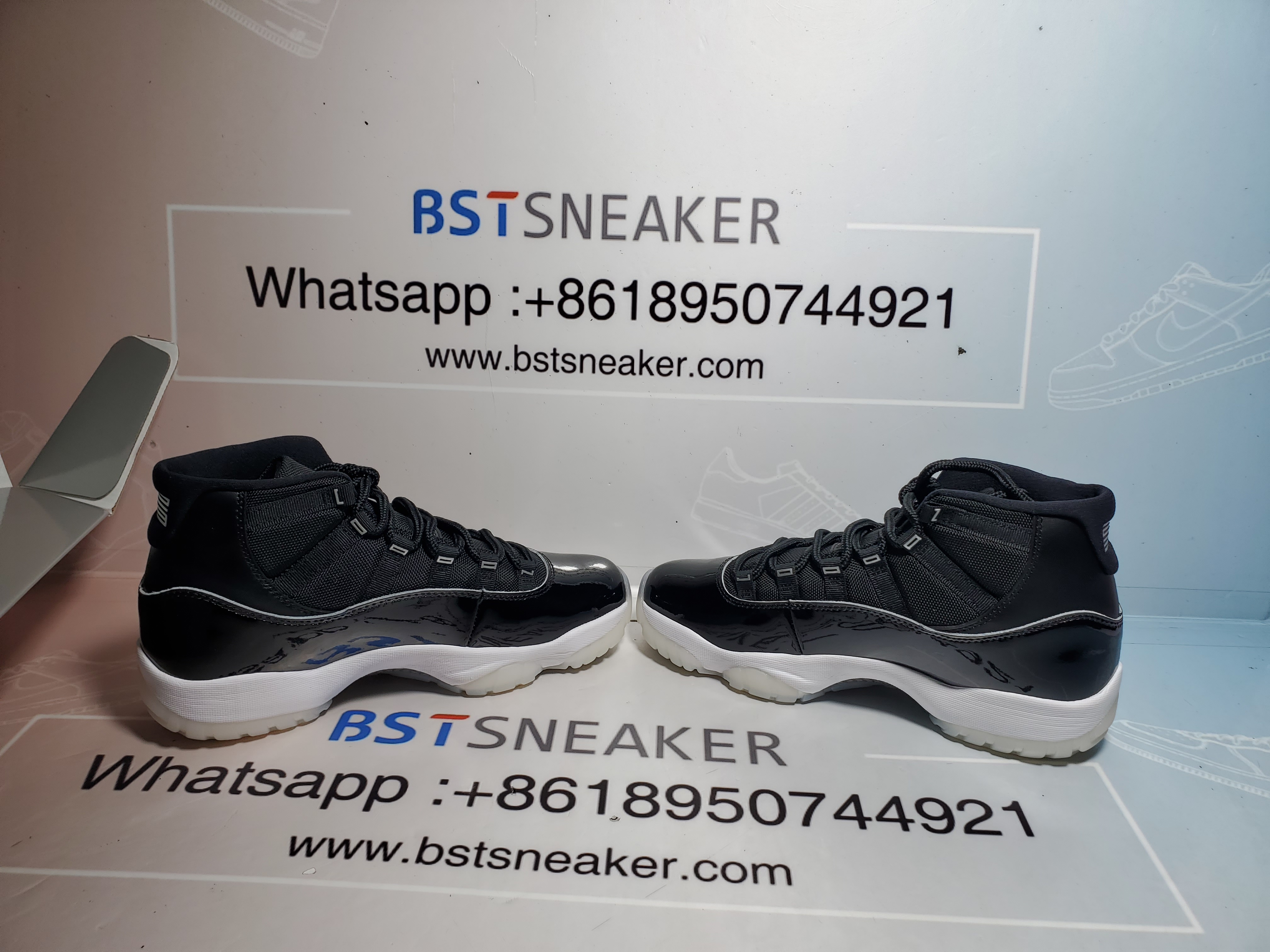 Bstsneaker- Air Jordan 11 Retro Black Clear CT8012-011 