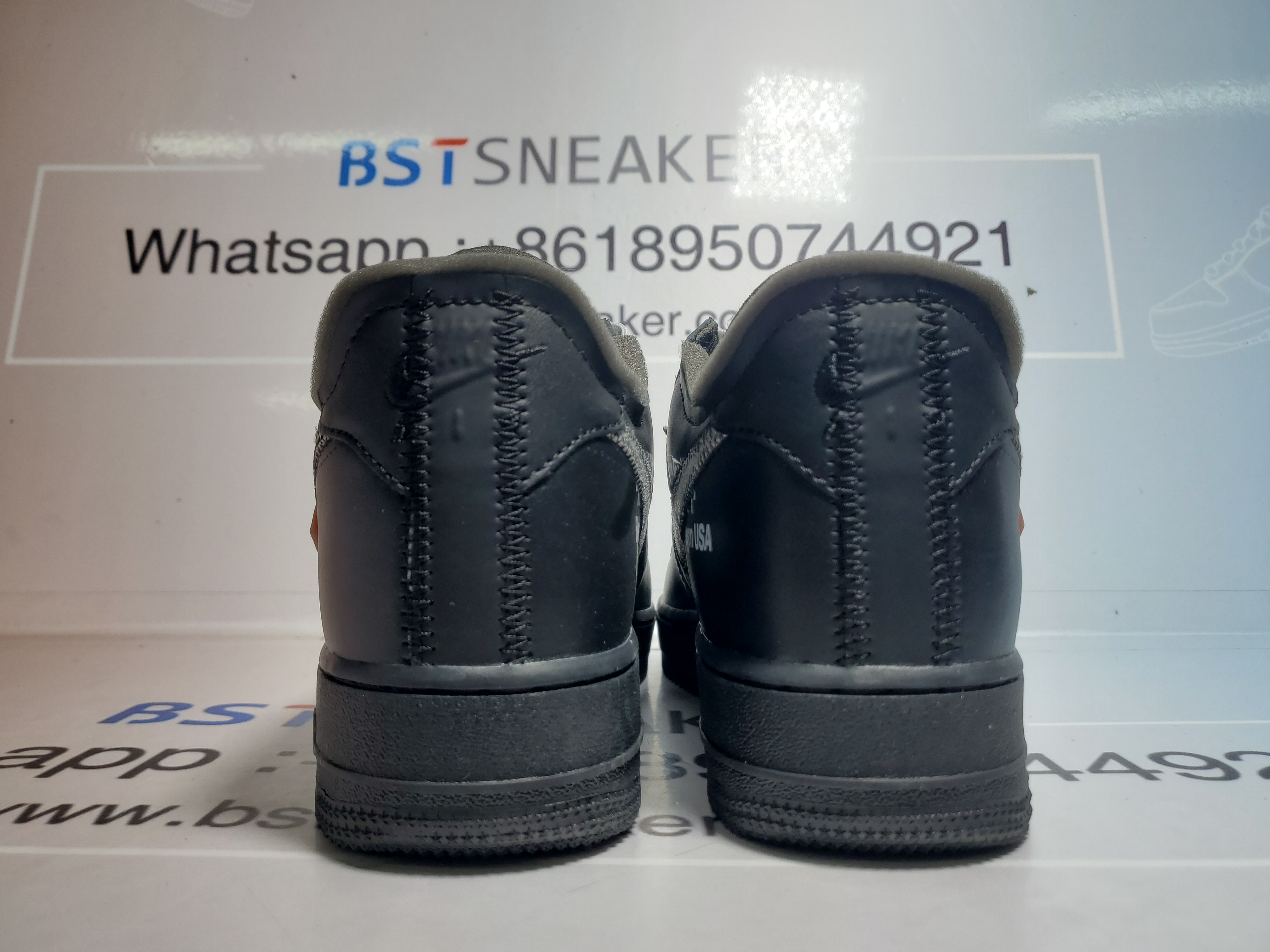 Bstsneaker- Nike Air Force 1 Low '07 Off-White MoMA AV5210-001 