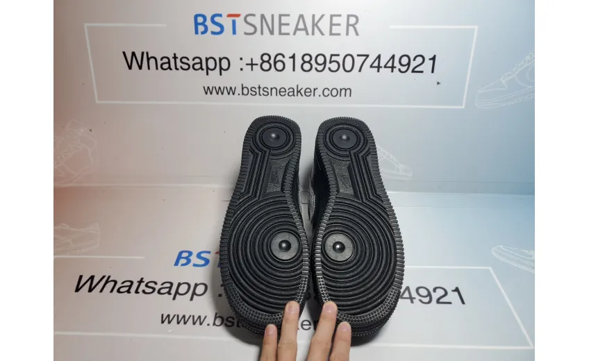 Bstsneaker- Nike Air Force 1 Low '07 Off-White MoMA AV5210-001 