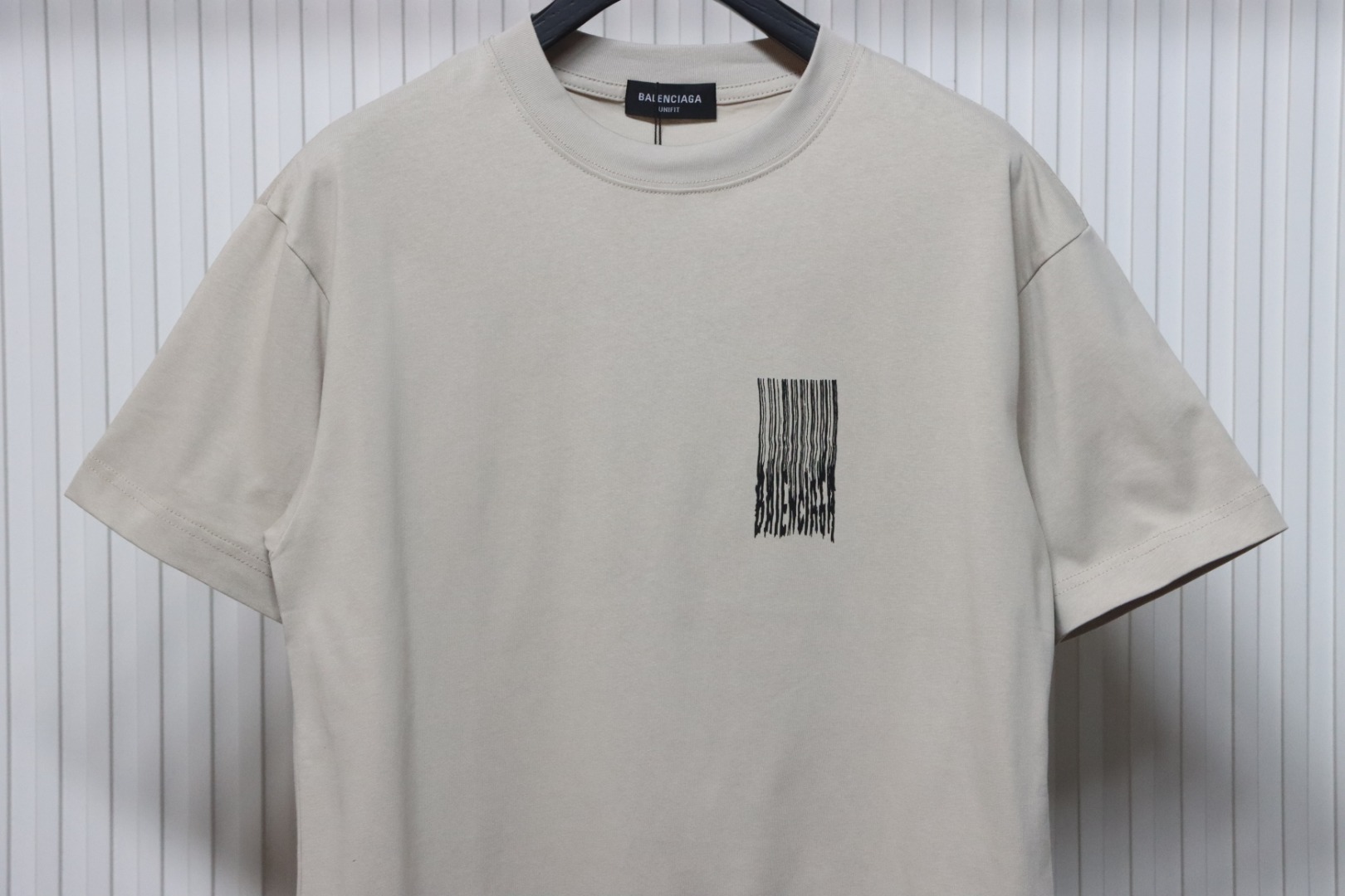 Bstsneaker- Balenciaga Fringed Waterfall Print T-shirt 110