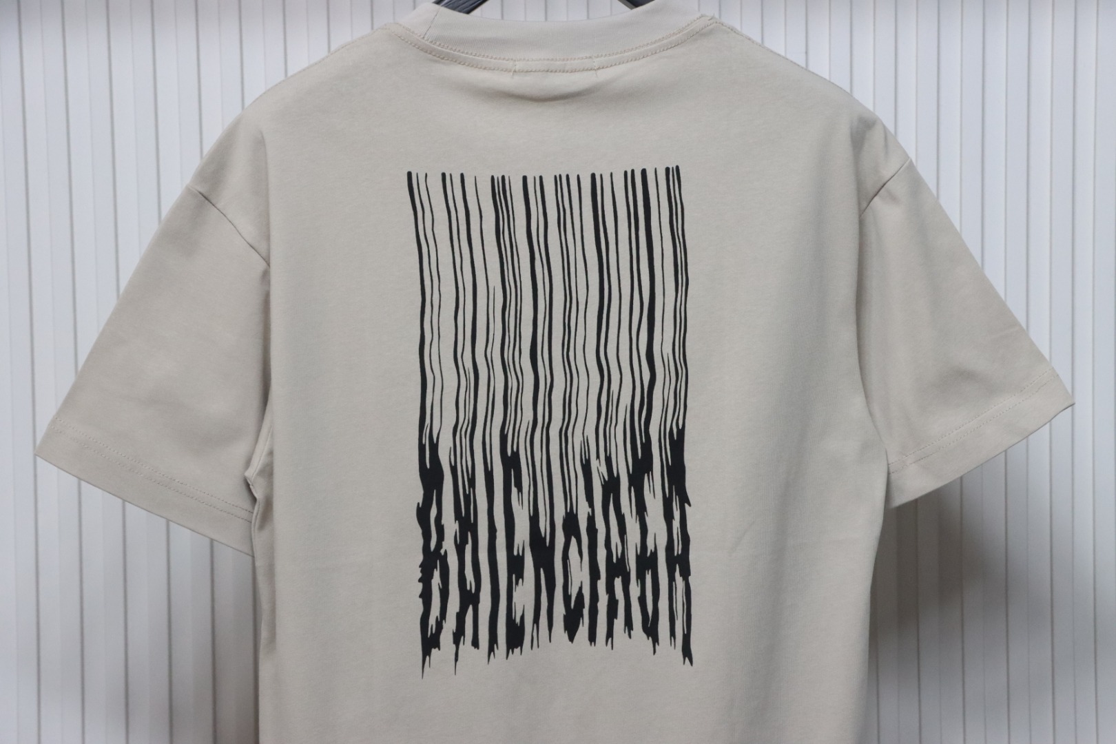 Bstsneaker- Balenciaga Fringed Waterfall Print T-shirt 110