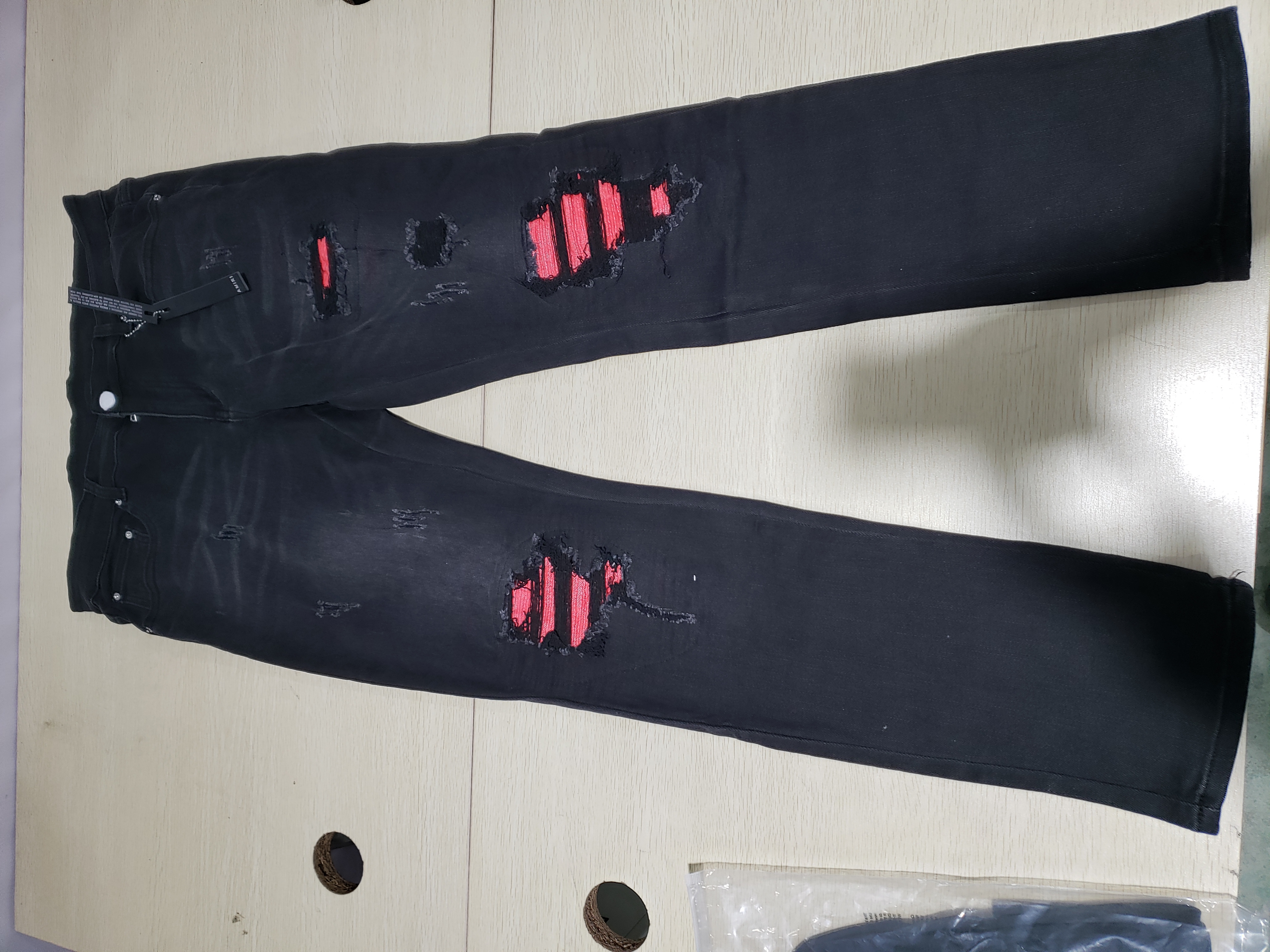 Bstsneaker-AMIRI pink ripped jeans 200