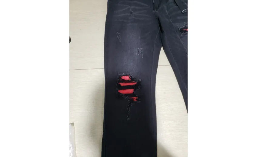 Bstsneaker-AMIRI pink ripped jeans 200