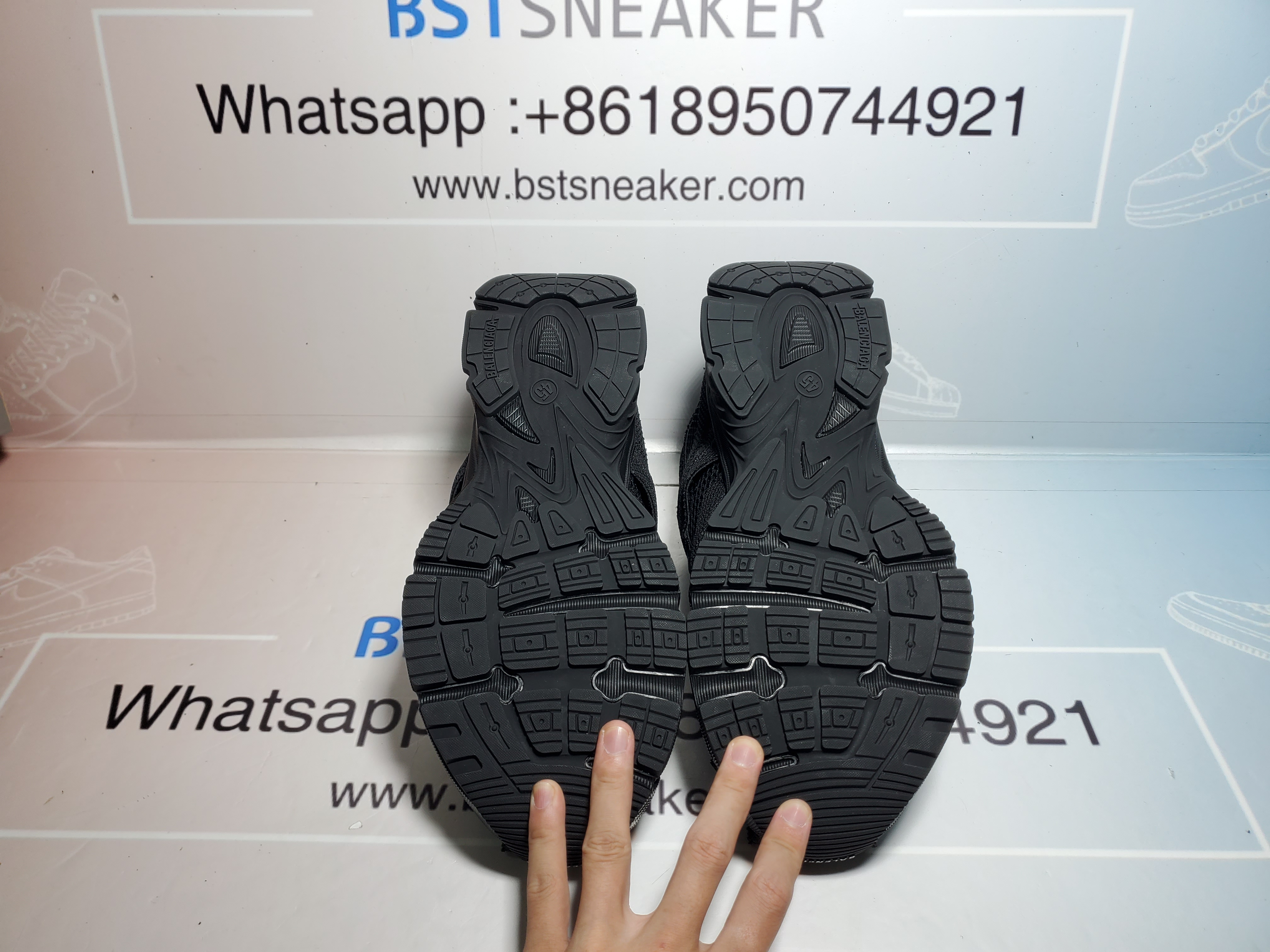 Bstsneaker-Balenciaga Phantom Black 679339 W2E92 1000 