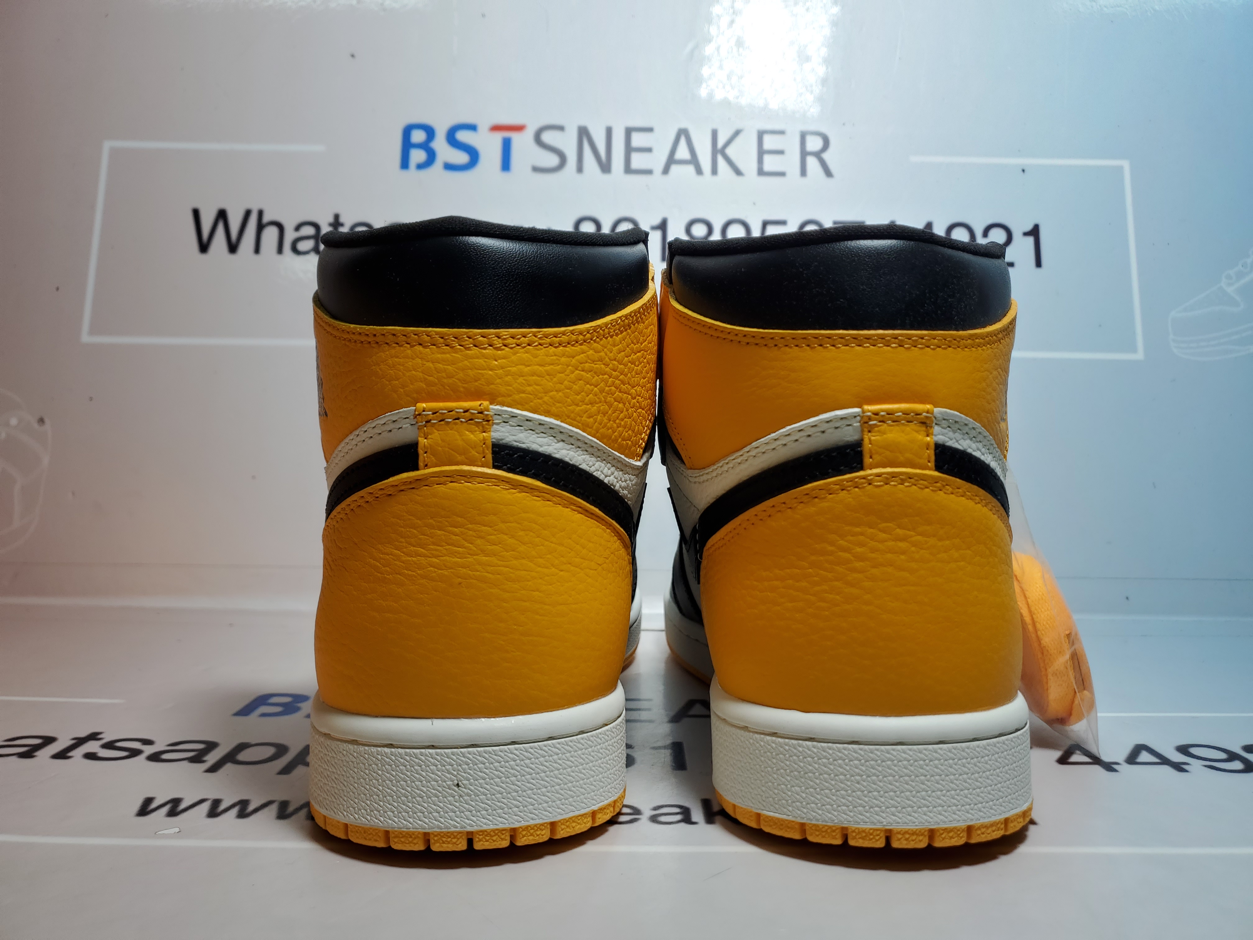 Bstsneaker-Air Jordan 1 Retro High OG Taxi 555088-711 
