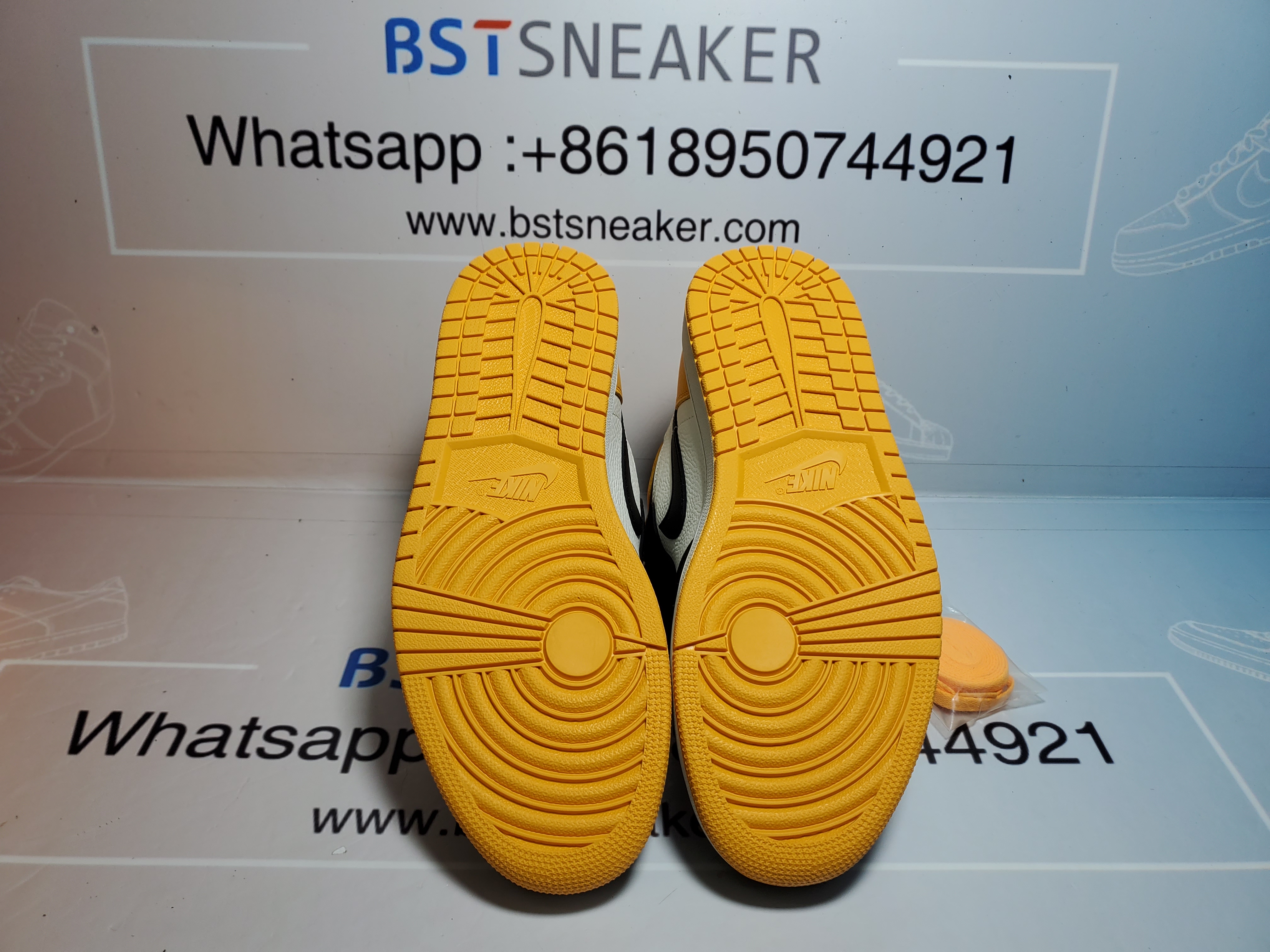 Bstsneaker-Air Jordan 1 Retro High OG Taxi 555088-711 