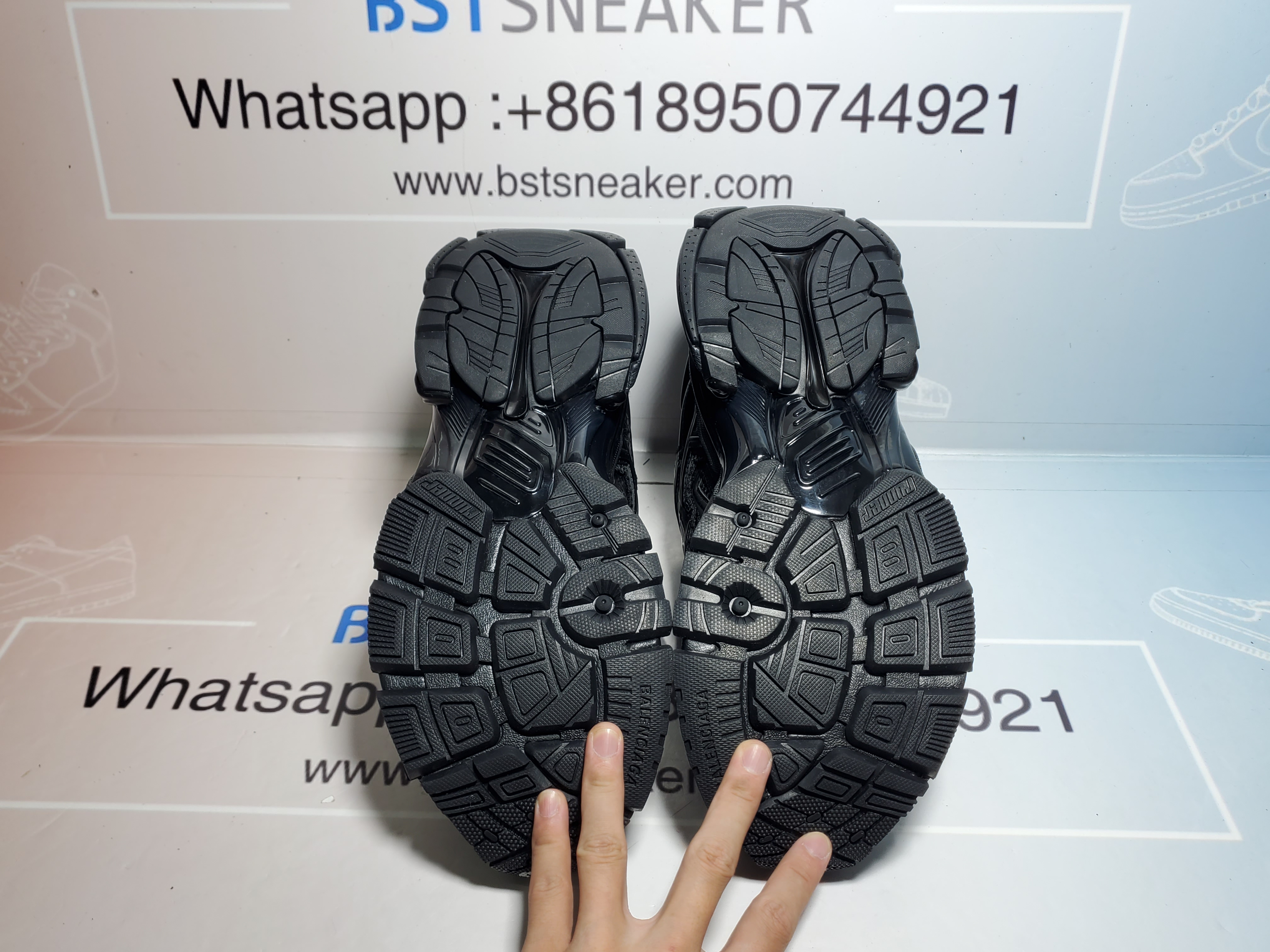 Bstsneaker-Balenciaga Runner Matte Black 2.0