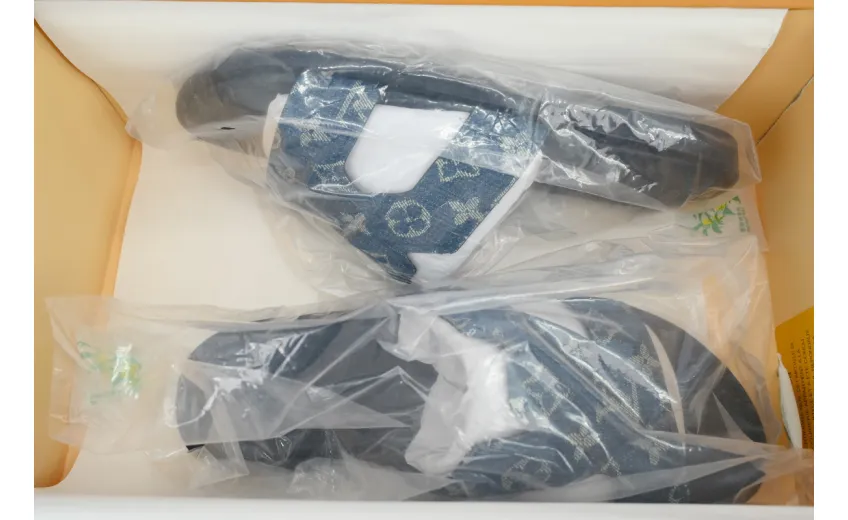 Bstsneaker- Louis Vuitton Oasis Blue Cloth Slippers