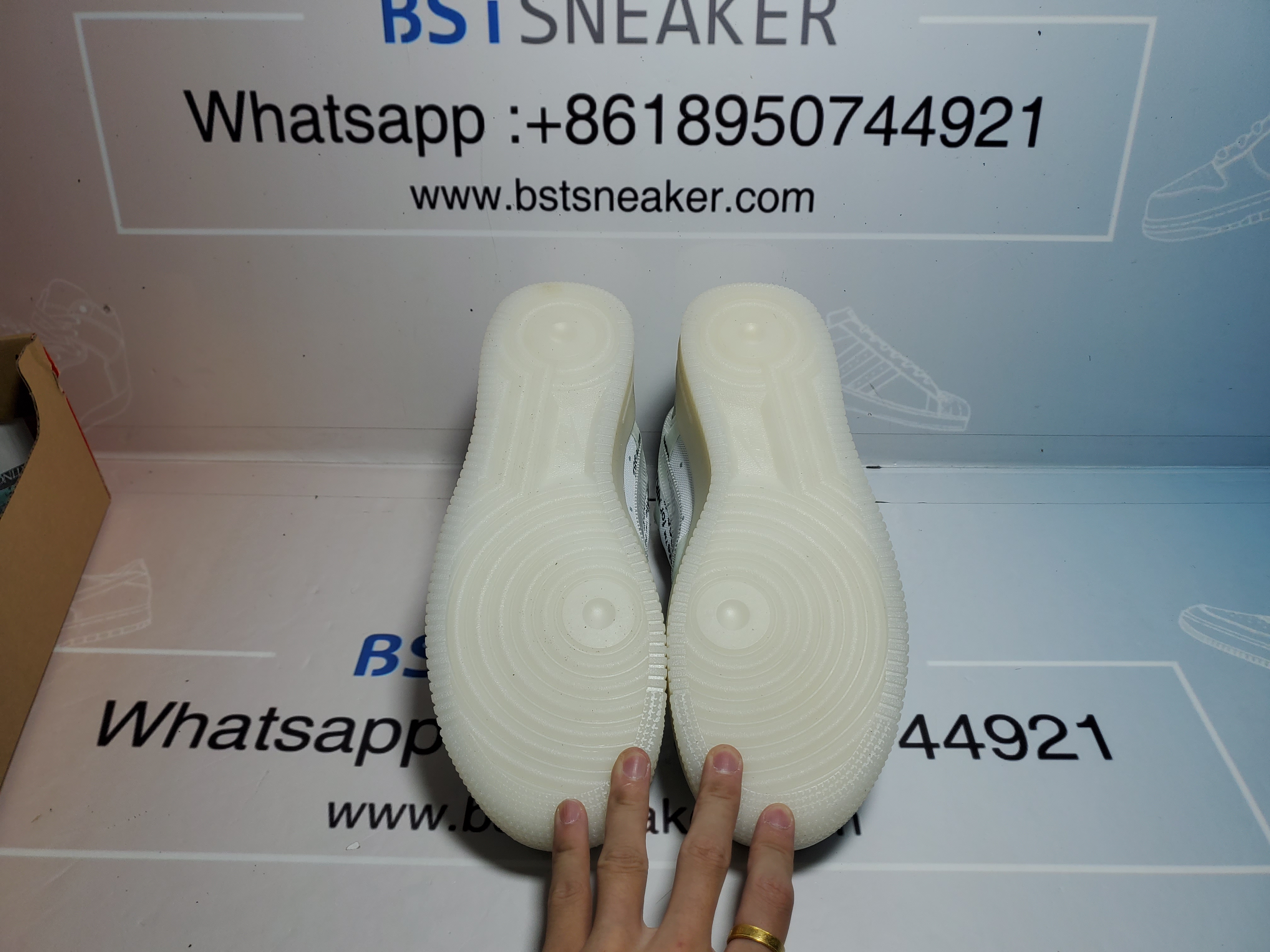 Bstsneaker- Air Force 1 Low Off-White White AO4606-100 