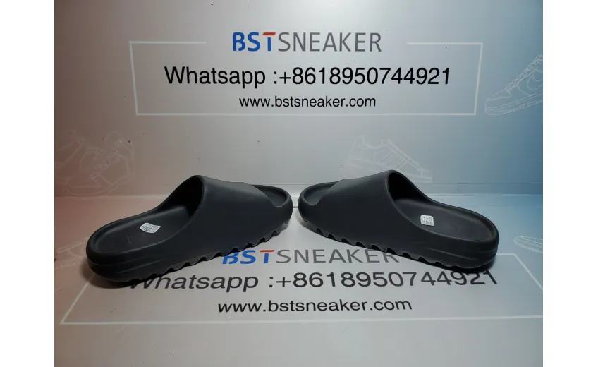 Bstsneaker-Adidas Yeezy Slide Onyx HQ6448