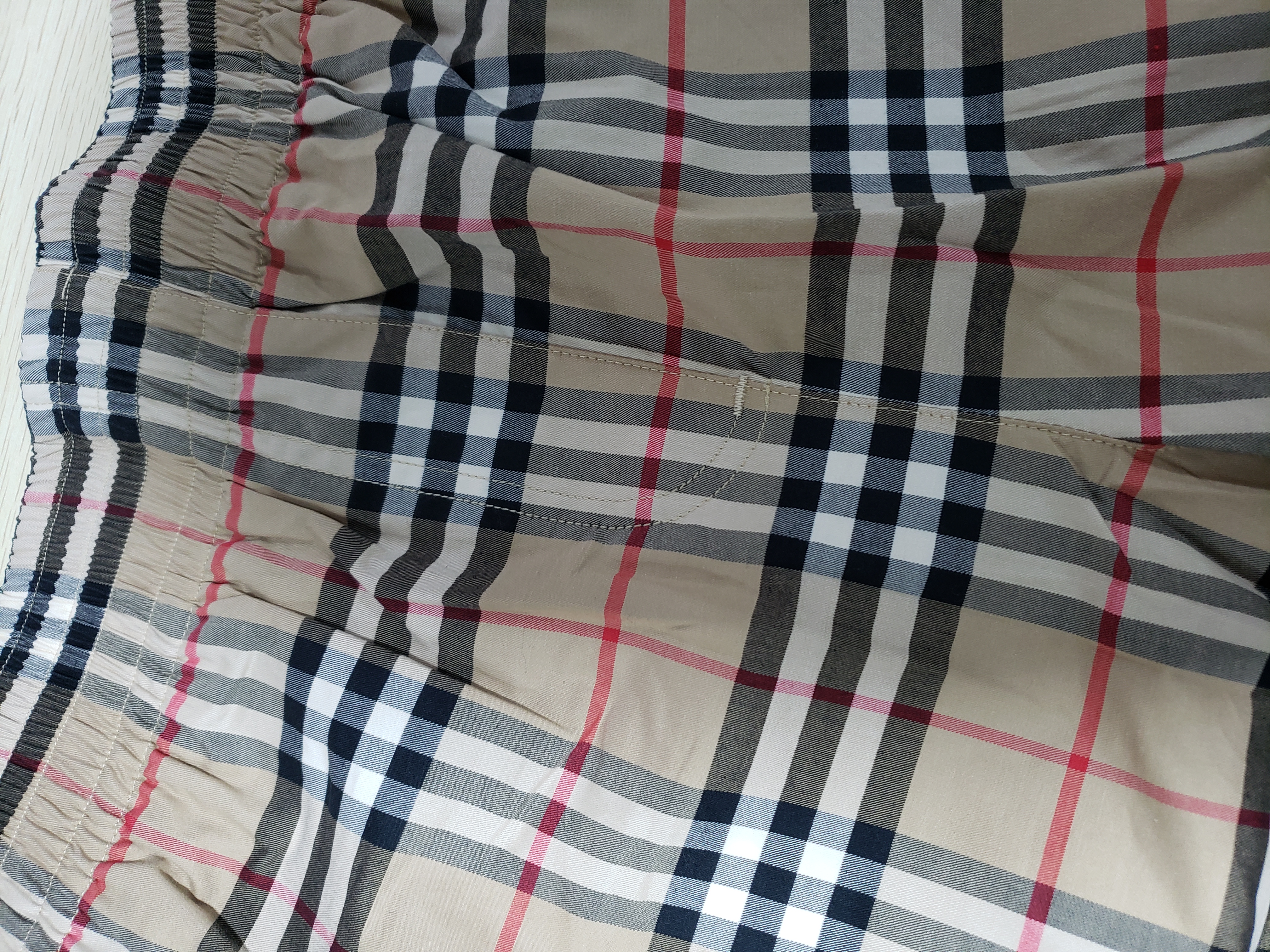 Bstsneaker- Burberry Classic vintage plaid patchwork webbing shorts 200