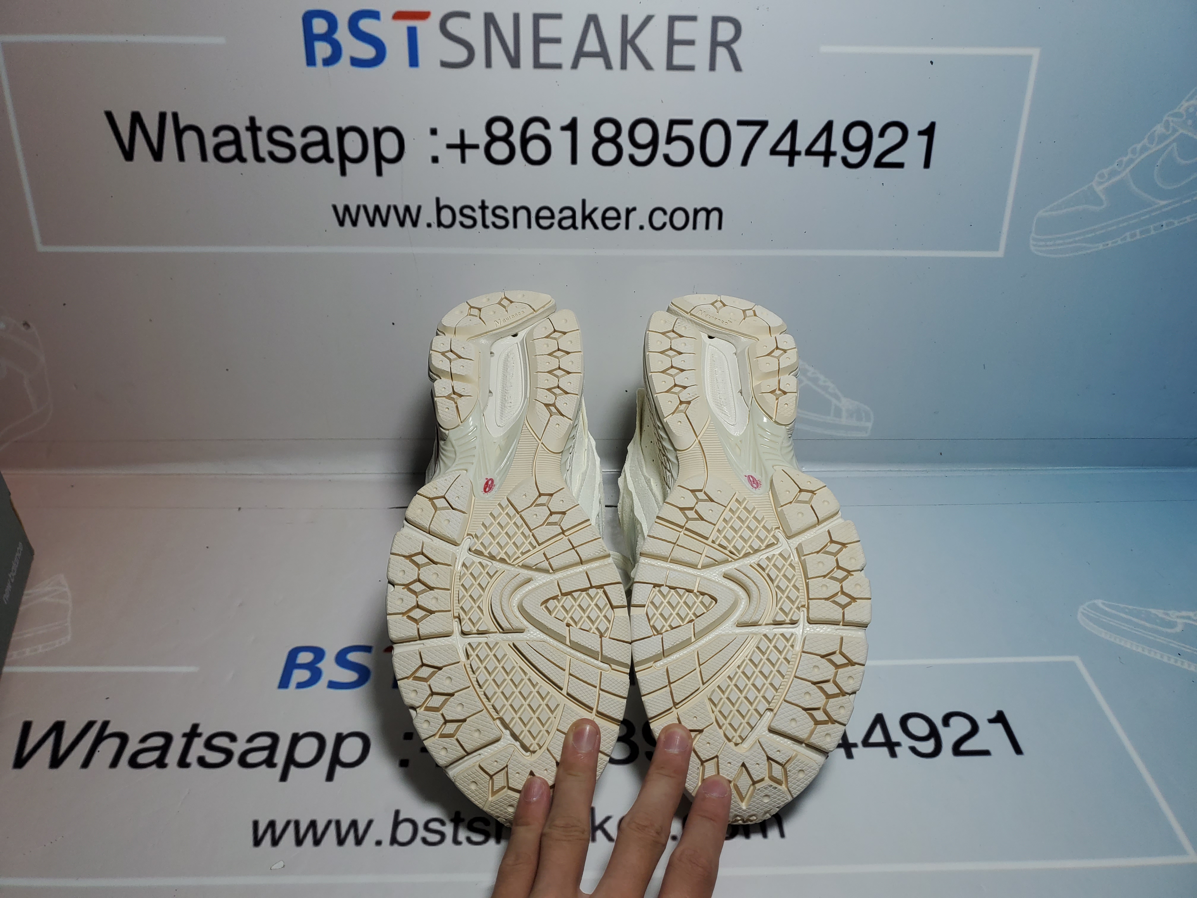 Bstsneaker-New Balance 2002R Sea Salt Color M2002RDC