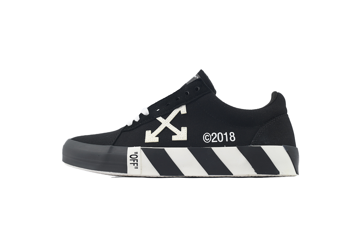 Bstsneaker-Off White Vulc Low Top 'Black’ OMIA085E183510011000 