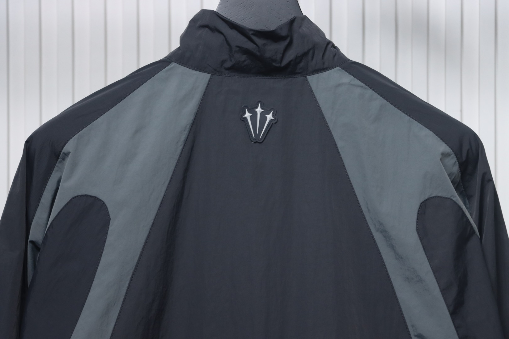 Bstsneaker- Nike x Drake Collaboration NOCTA Contrast Color Stand Collar Jacket  240