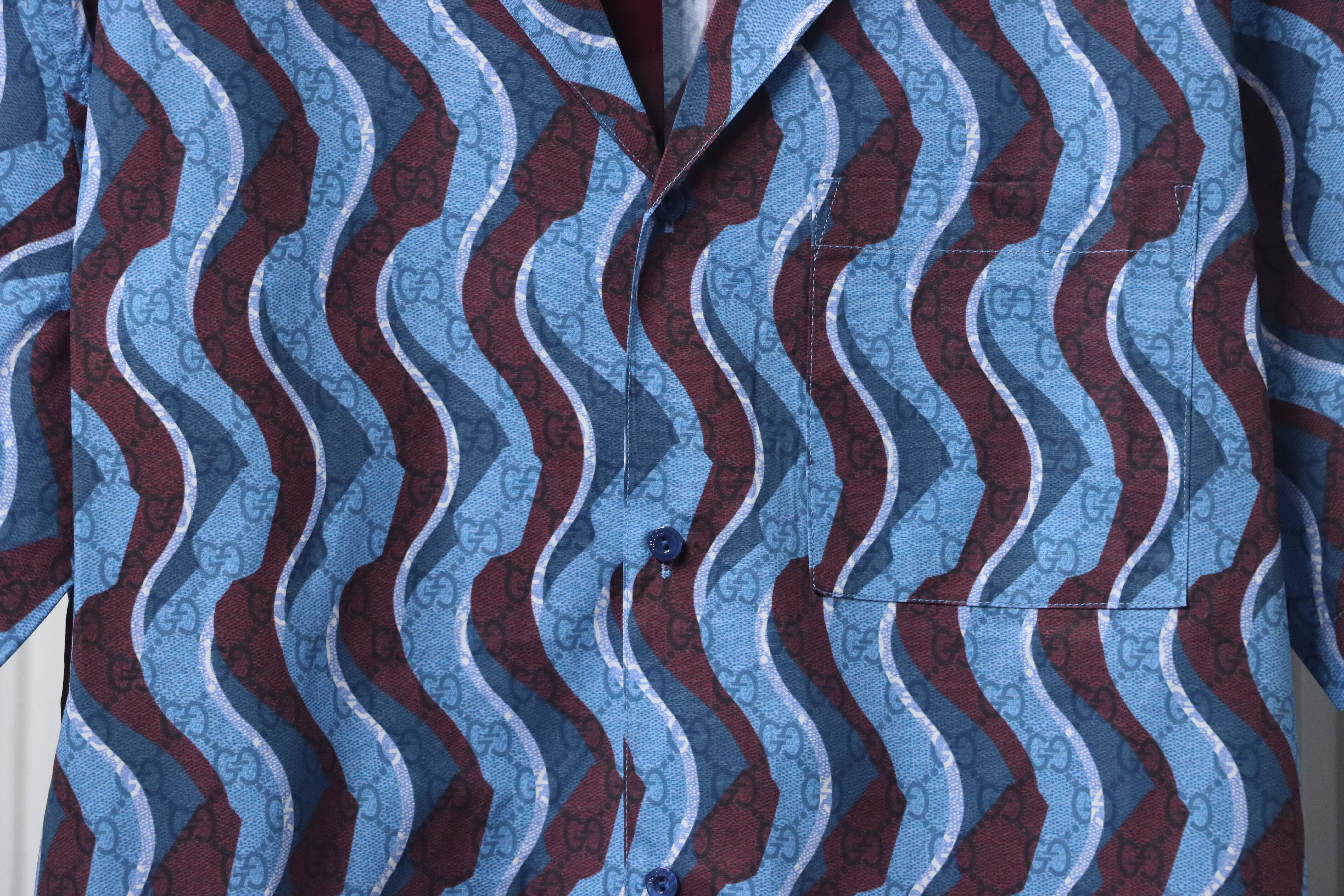 Bstsneaker- Gucci 25ss Snake Print Shirt 220