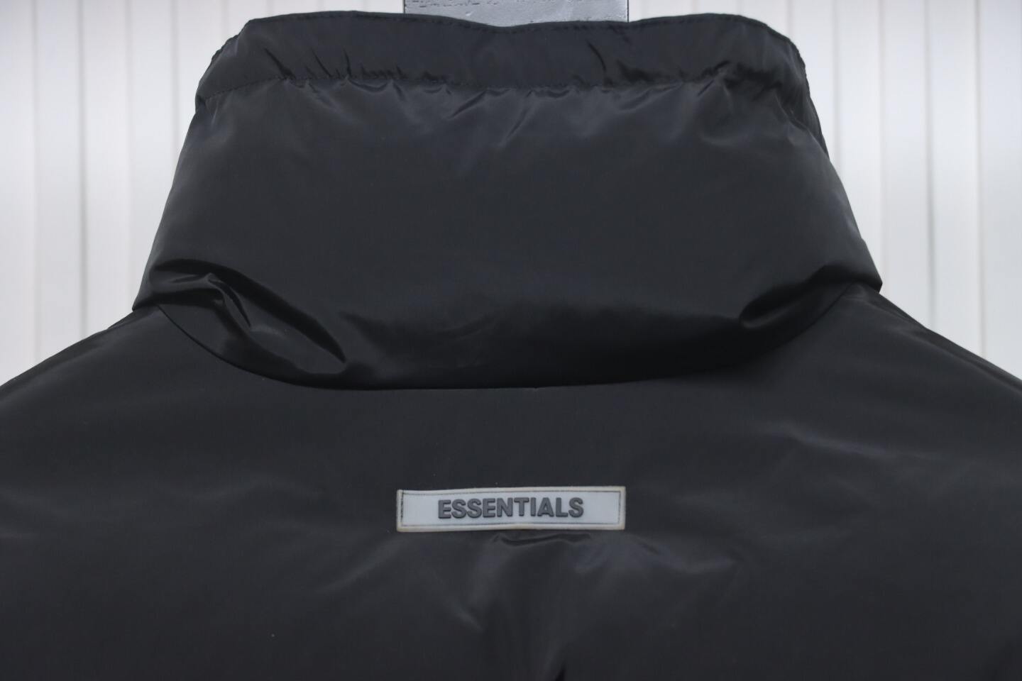 Bstsneaker-Fear of God FOG Essential Down Jacket Black 310