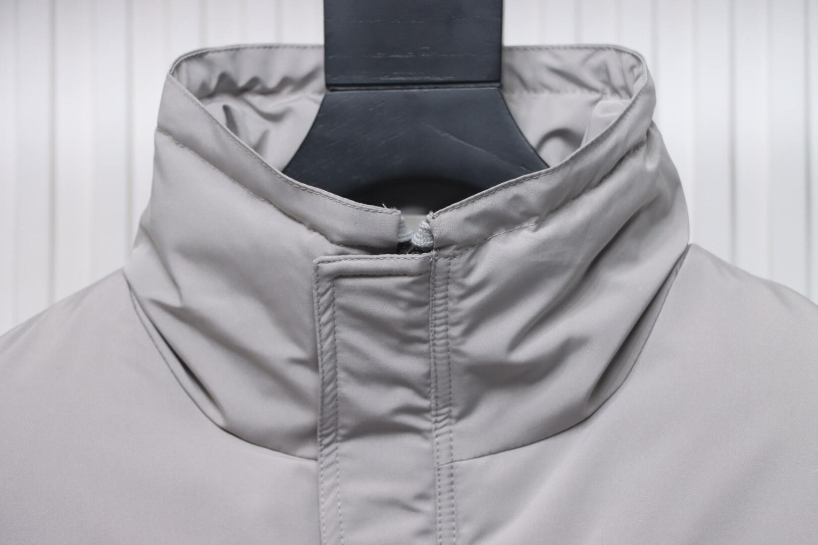 Bstsneaker-Fear of God FOG Essential Down Jacket Grey 250