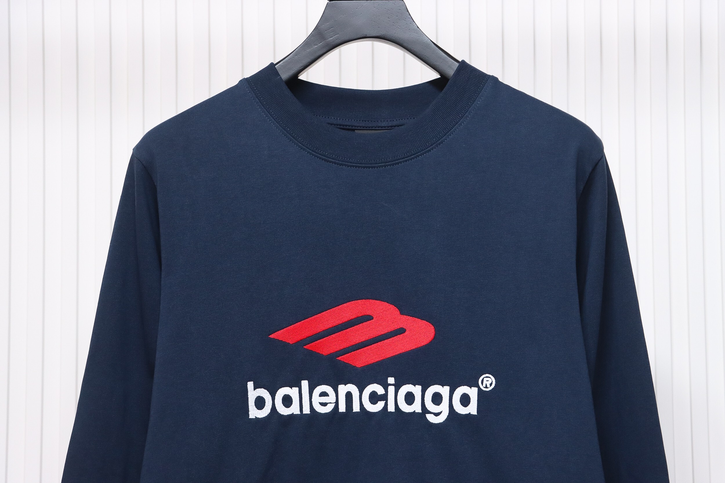 Bstsneaker-Balenciaga Logo Embroidered Long Sleeves 220