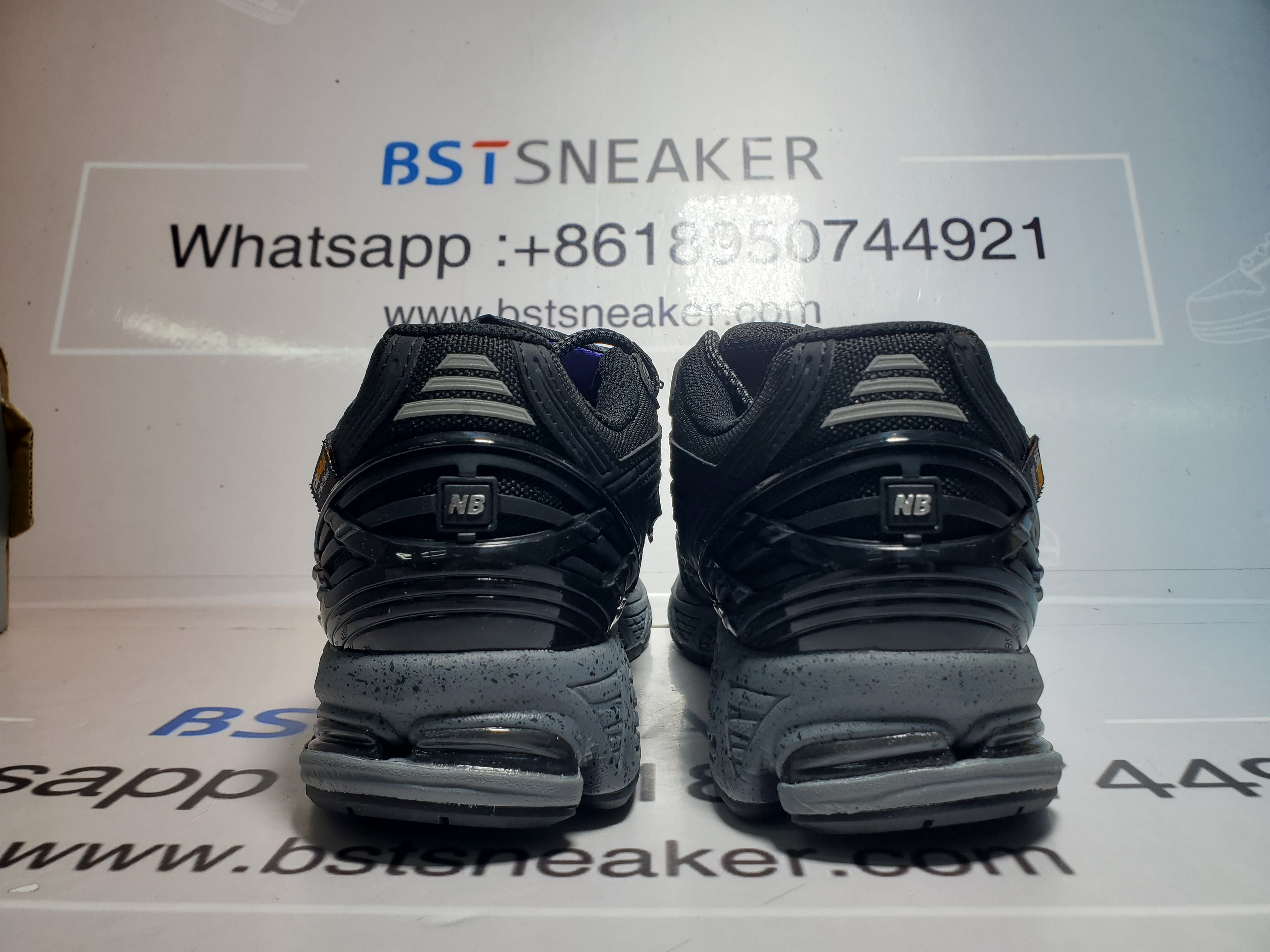 Bstsneaker-NEW BALANCE White Black Ash M1906ROC