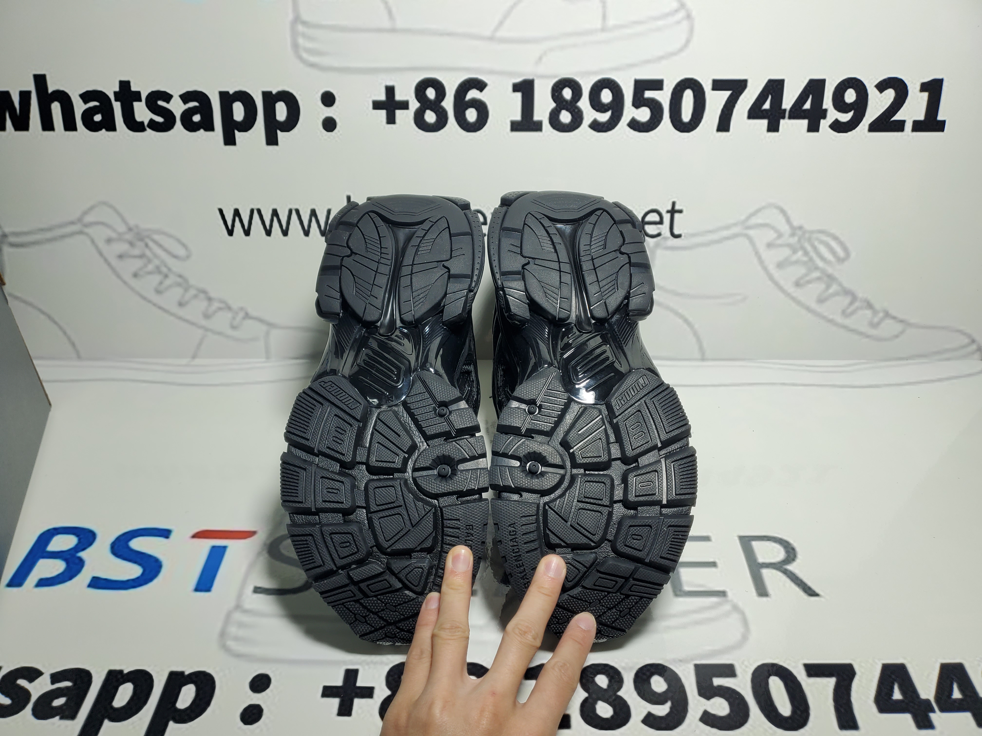 Bstsneaker-Balenciaga Runner Matte Black 2.0