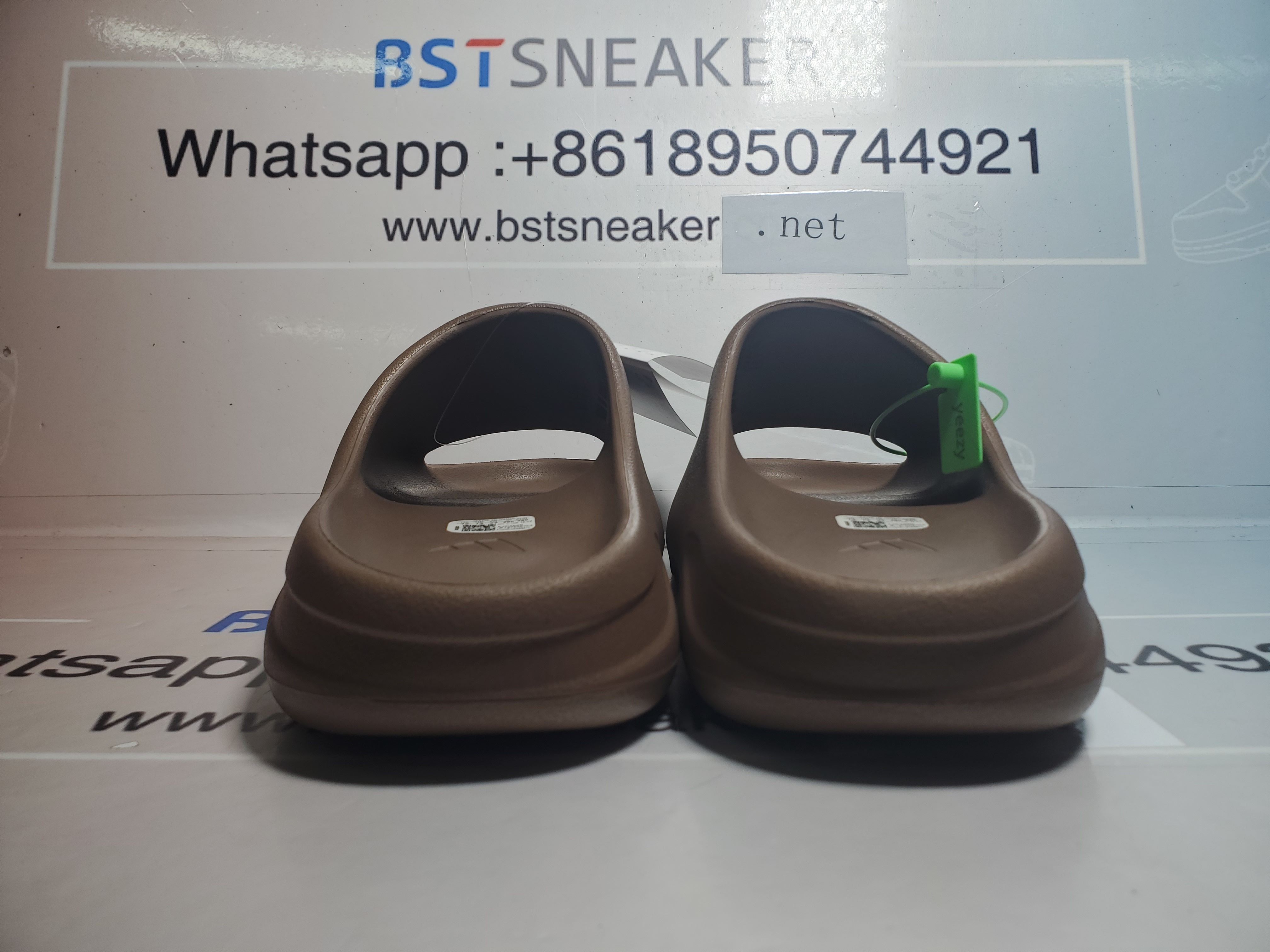 Bstsneaker-Adidas Yeezy Slide Flax FZ5896