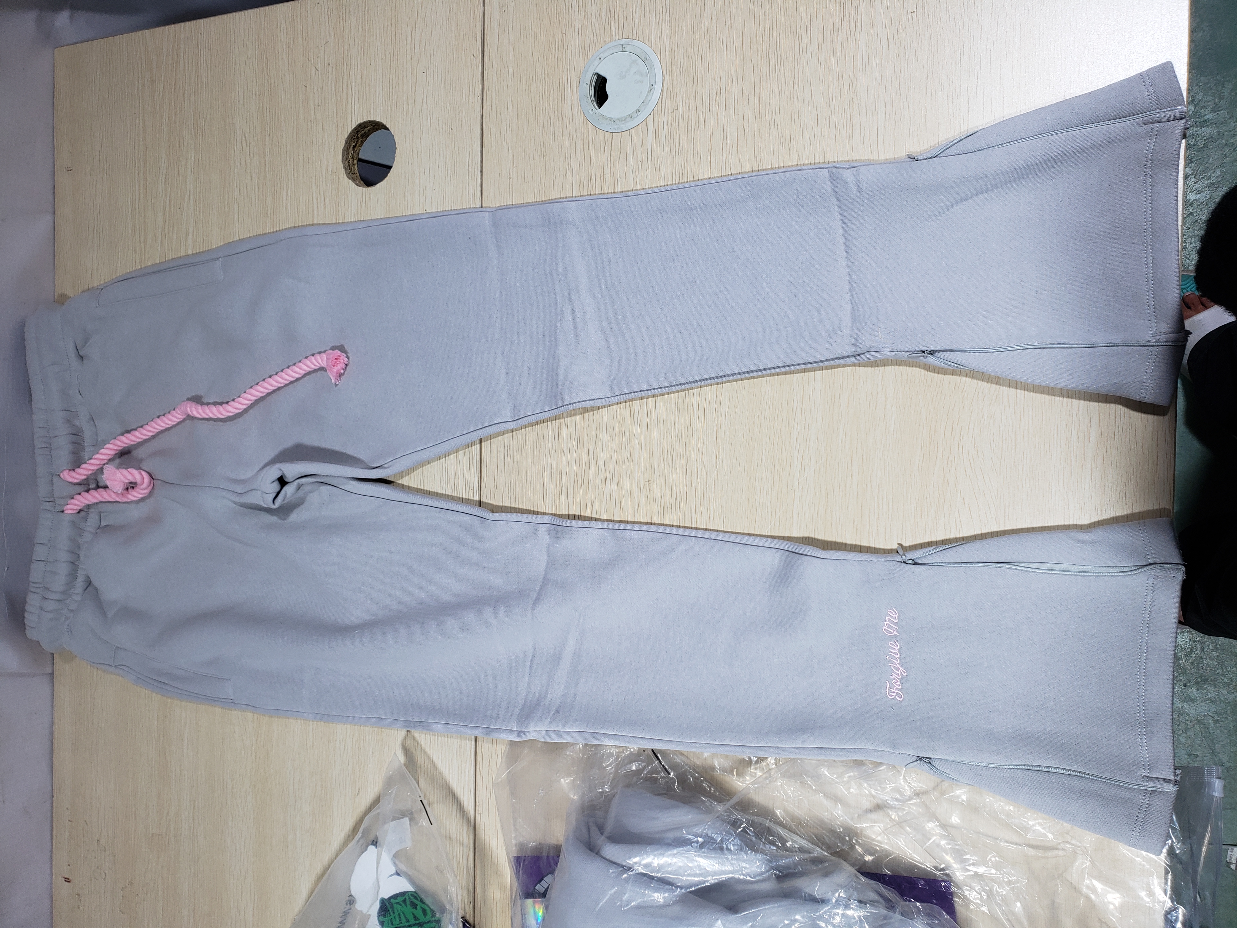 Bstsneaker-Syna Syna Logo Tracksuit Grey/Pink (Hoodie + Sweatpants) 340