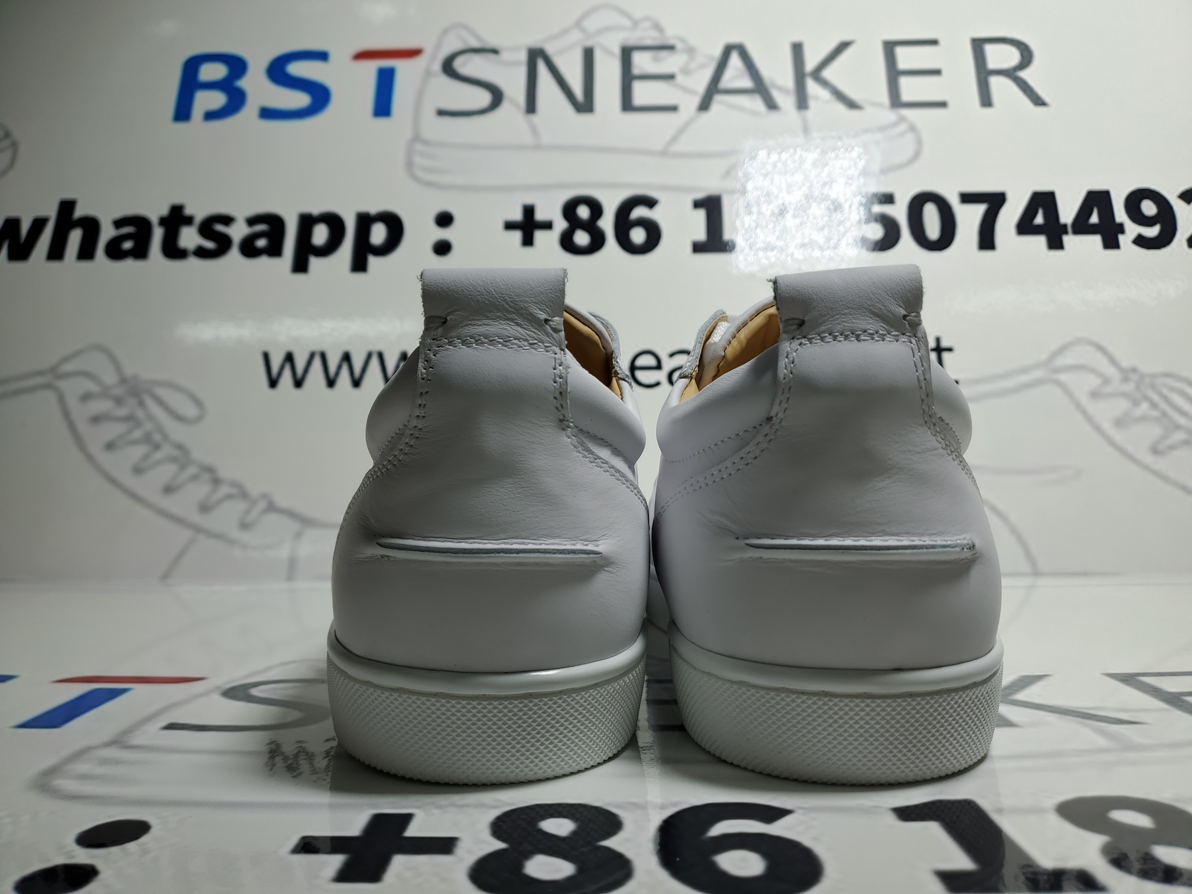 Bstsneaker- Christian Louboutin Louis Junior Spikes Sneaker Leather White