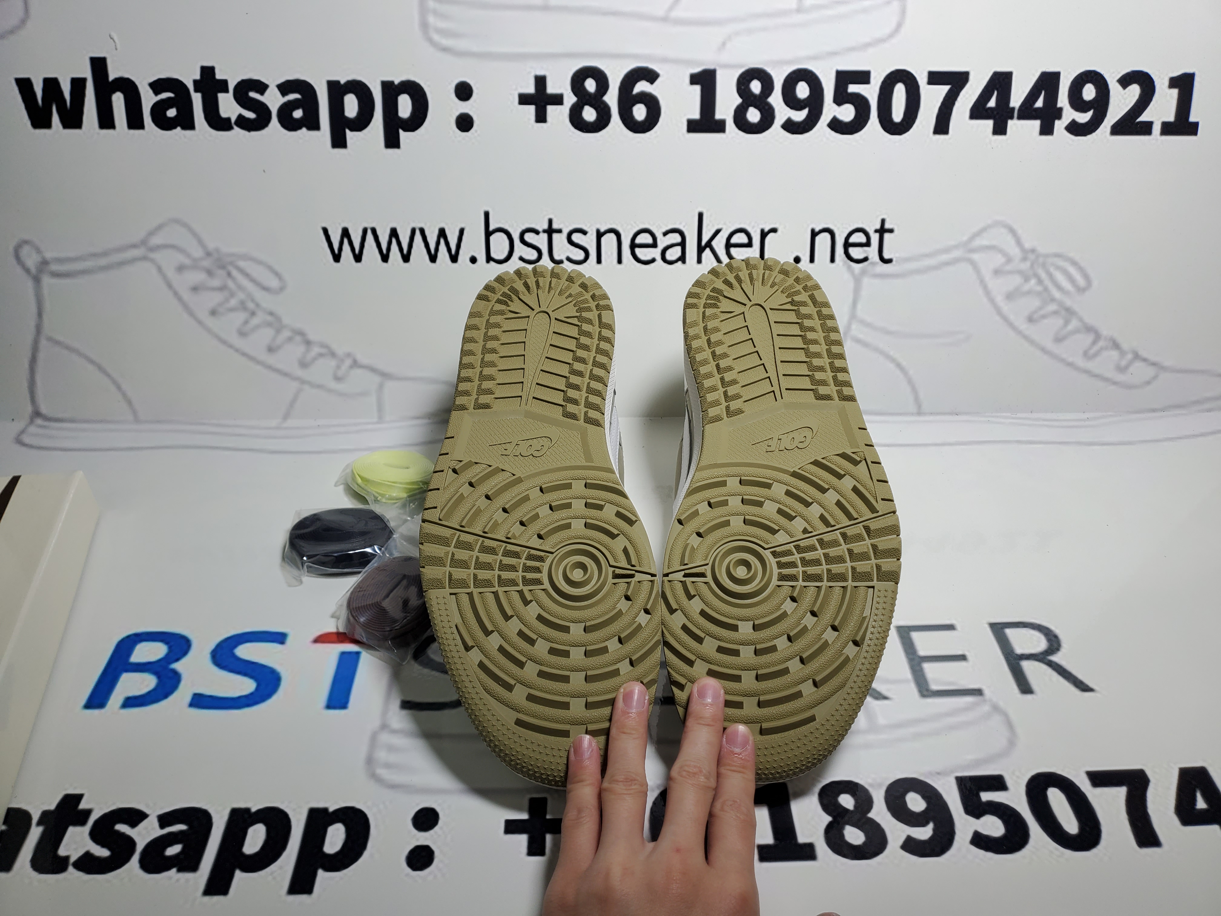 Bstsneaker-Air Jordan 1 Retro Low Golf Travis Scott Neutral Olive FZ3124-200 