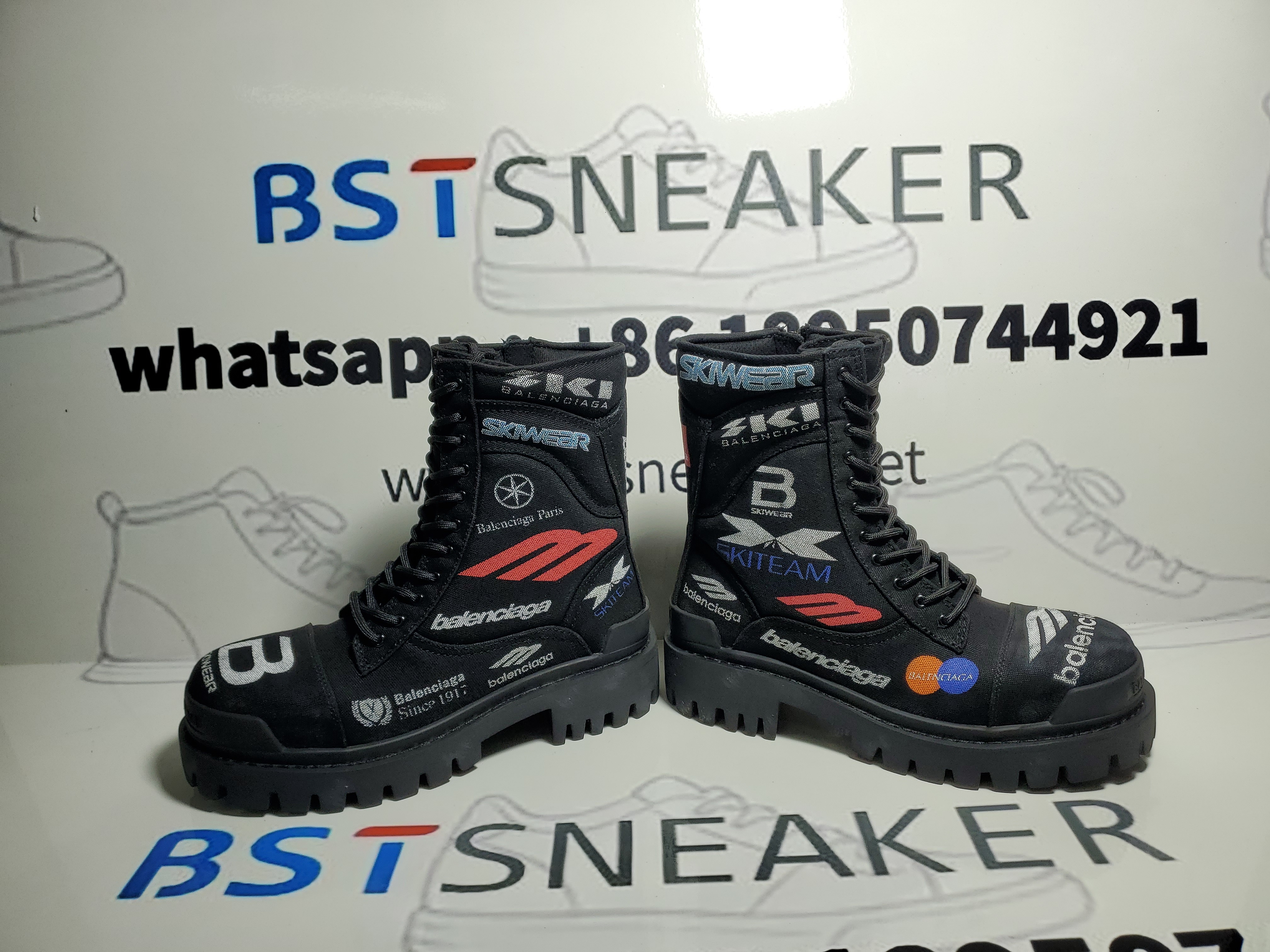 Bstsneaker-Balenciaga Combat Strike Boots
