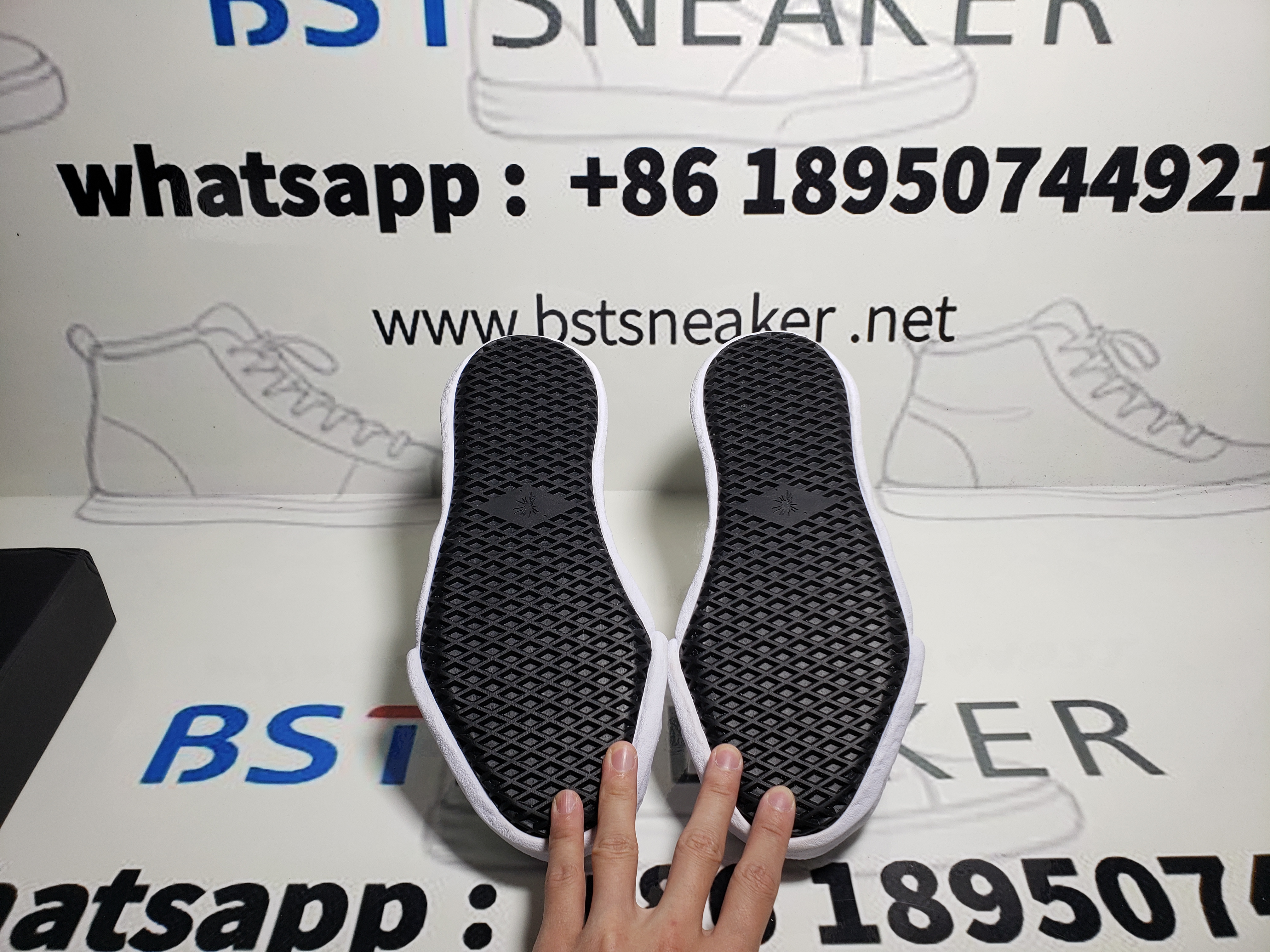 Bstsneaker-AMIRI MMY Bones x Maison MIHARA YASUHIRO Black AMFOSR1076-001