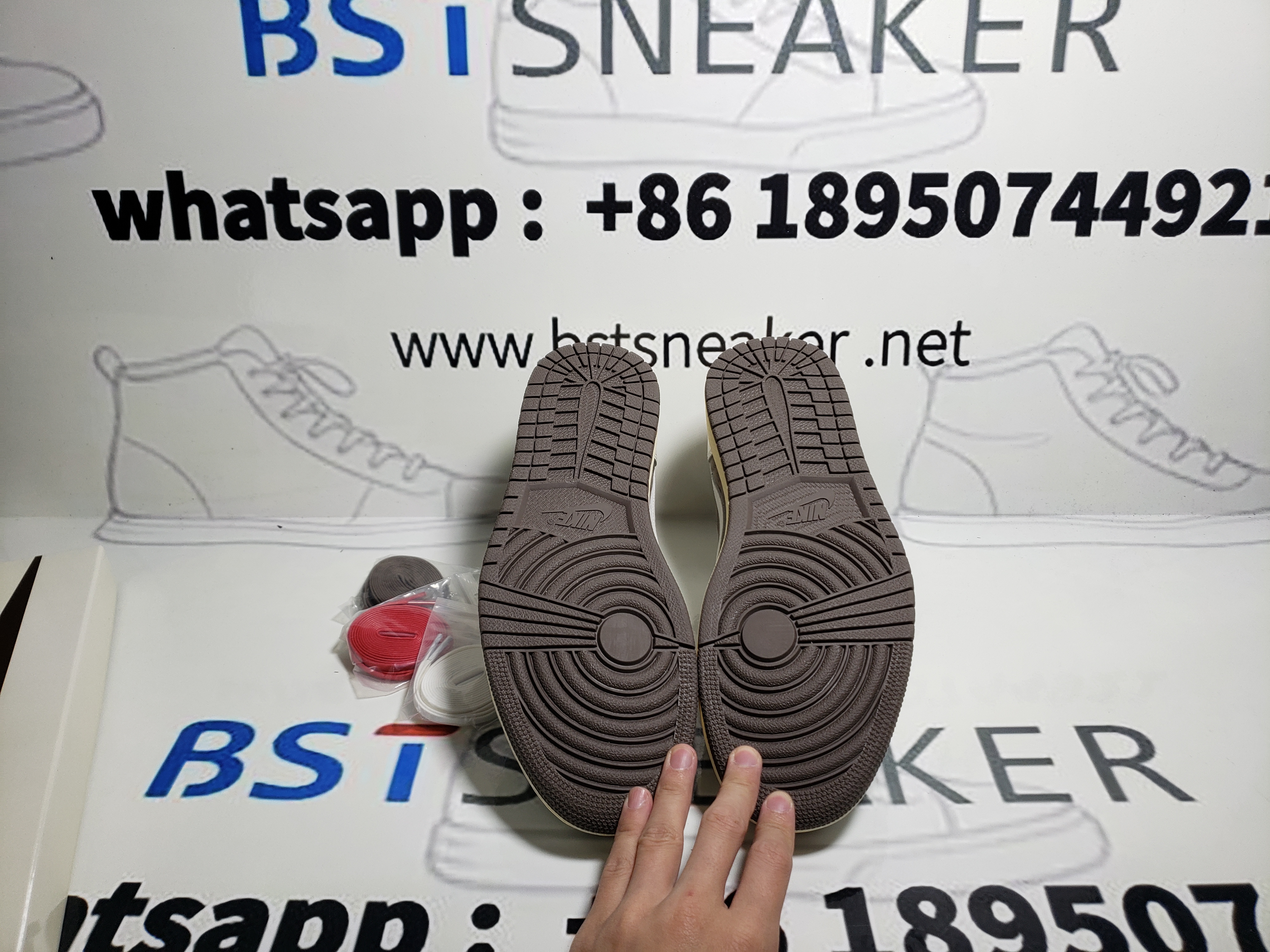 Bstsneaker-Travis Scott x Air Jordan 1 Low Reverse Mocha DM7866-162 