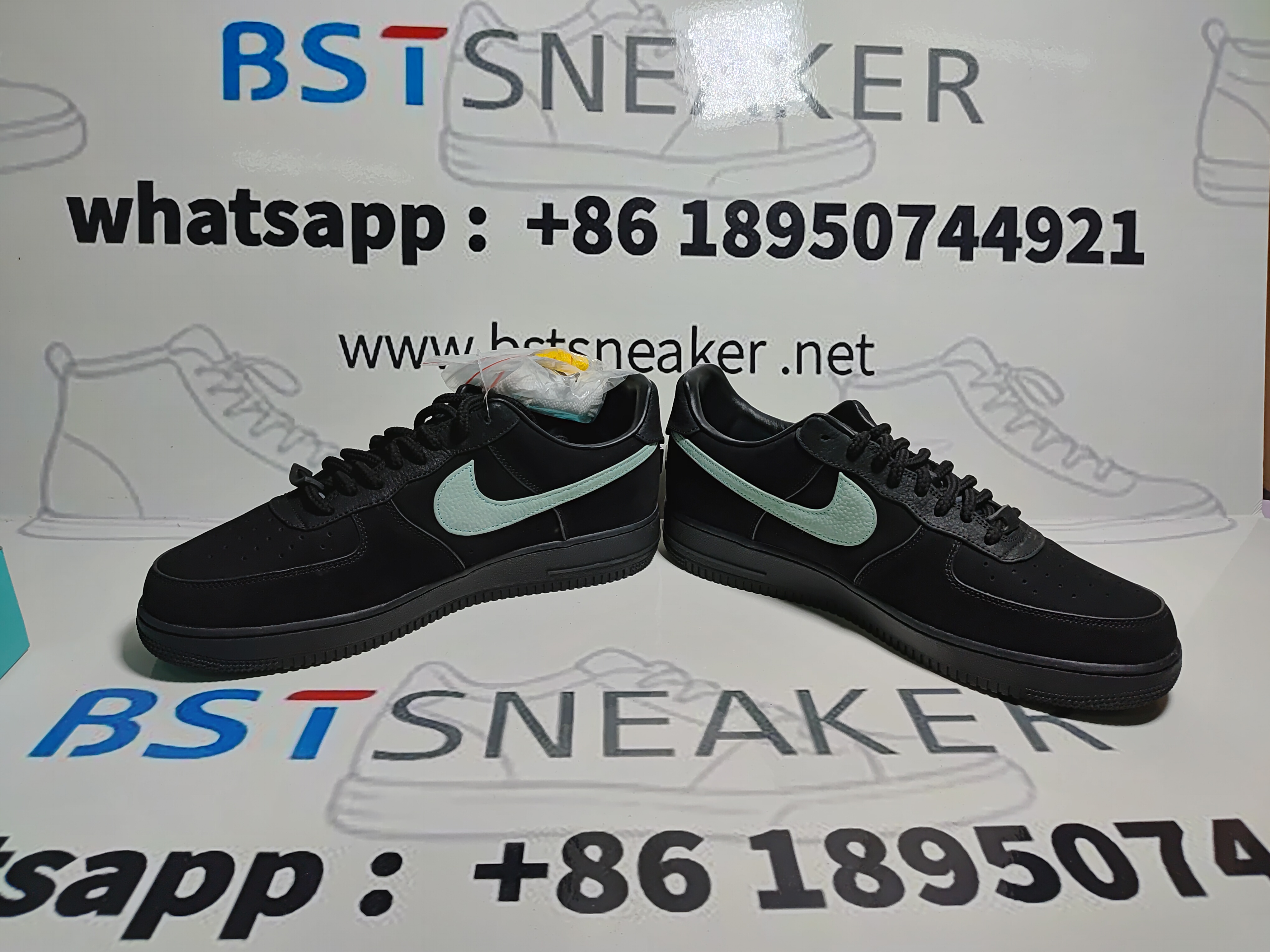 Bstsneaker-Nike Air Force 1 Low Tiffany & Co. 1837 DZ1382-001 