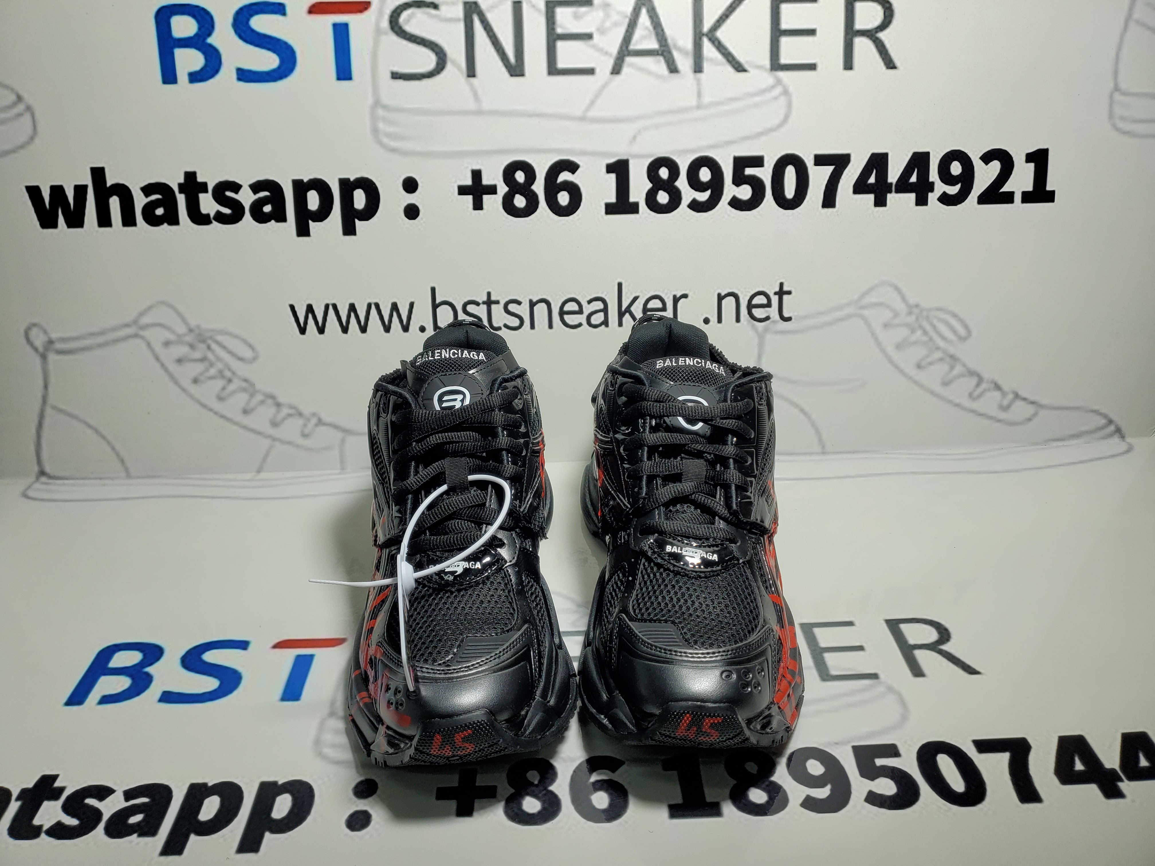 Bstsneaker-Balenciaga Runner Black And Red Characters 677402 W3RB1 0102